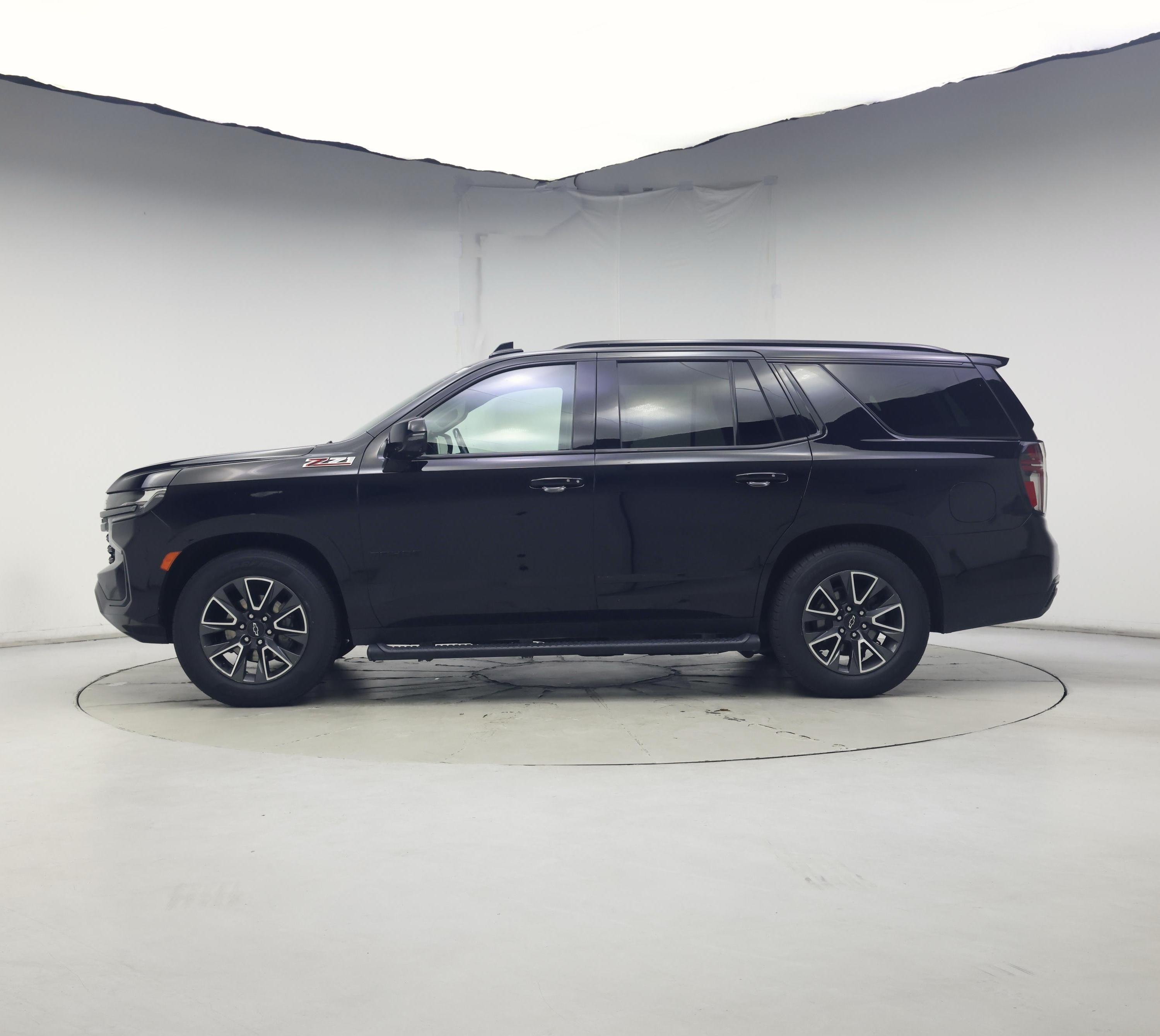 Thumbnail: 2022 Chevrolet Tahoe - 3