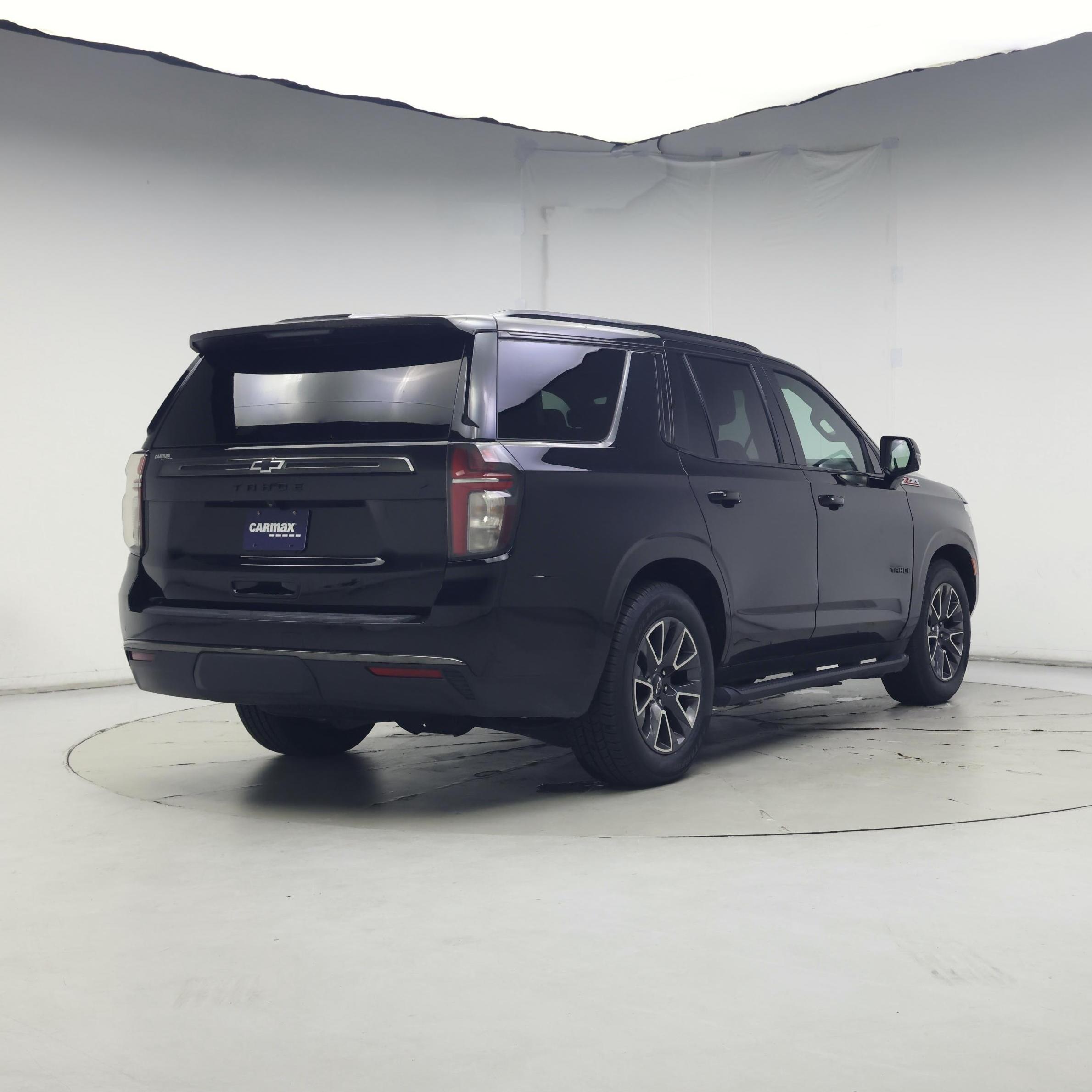 Thumbnail: 2022 Chevrolet Tahoe - 8