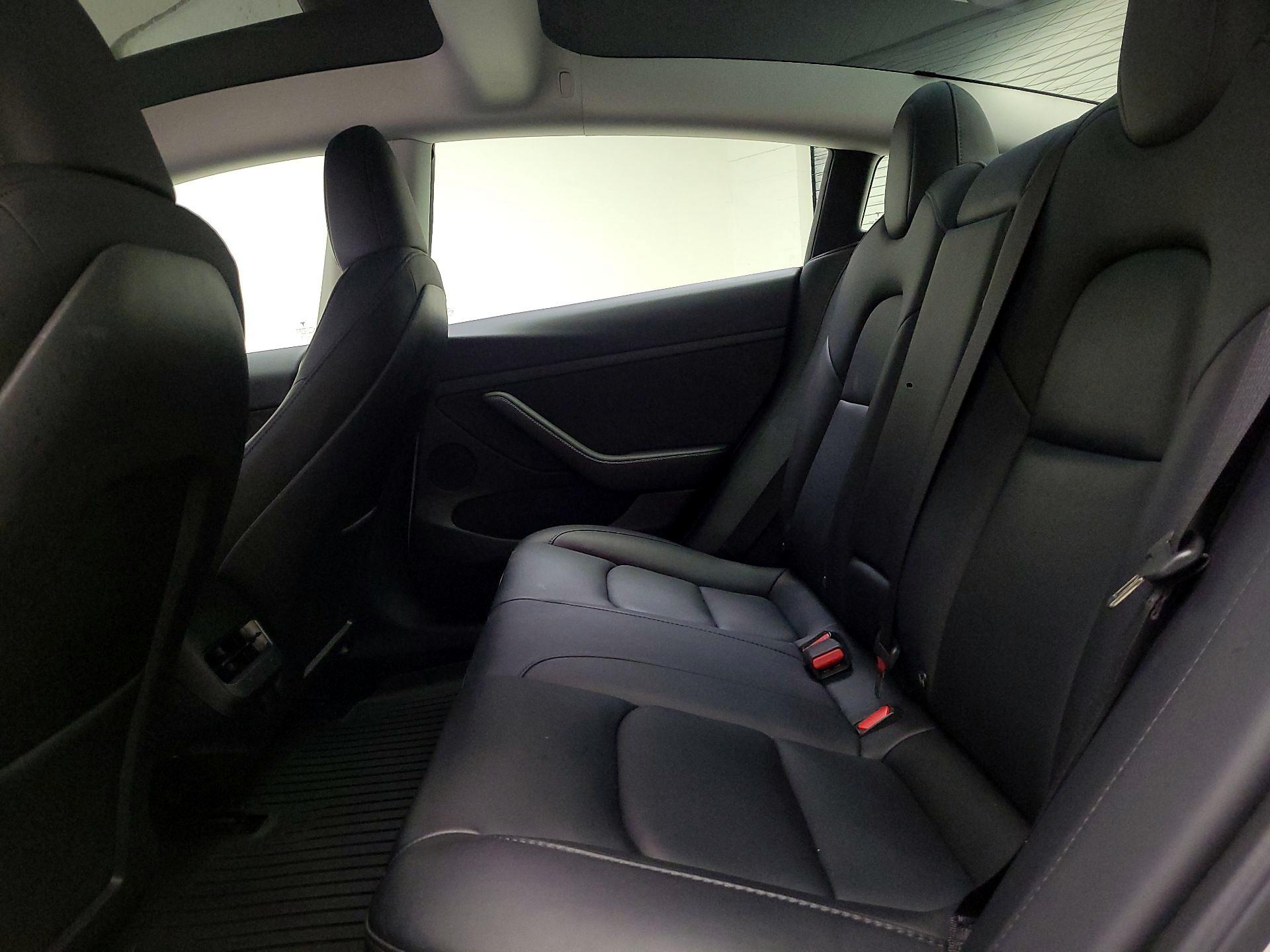 Thumbnail: 2023 Tesla Model 3 - 20