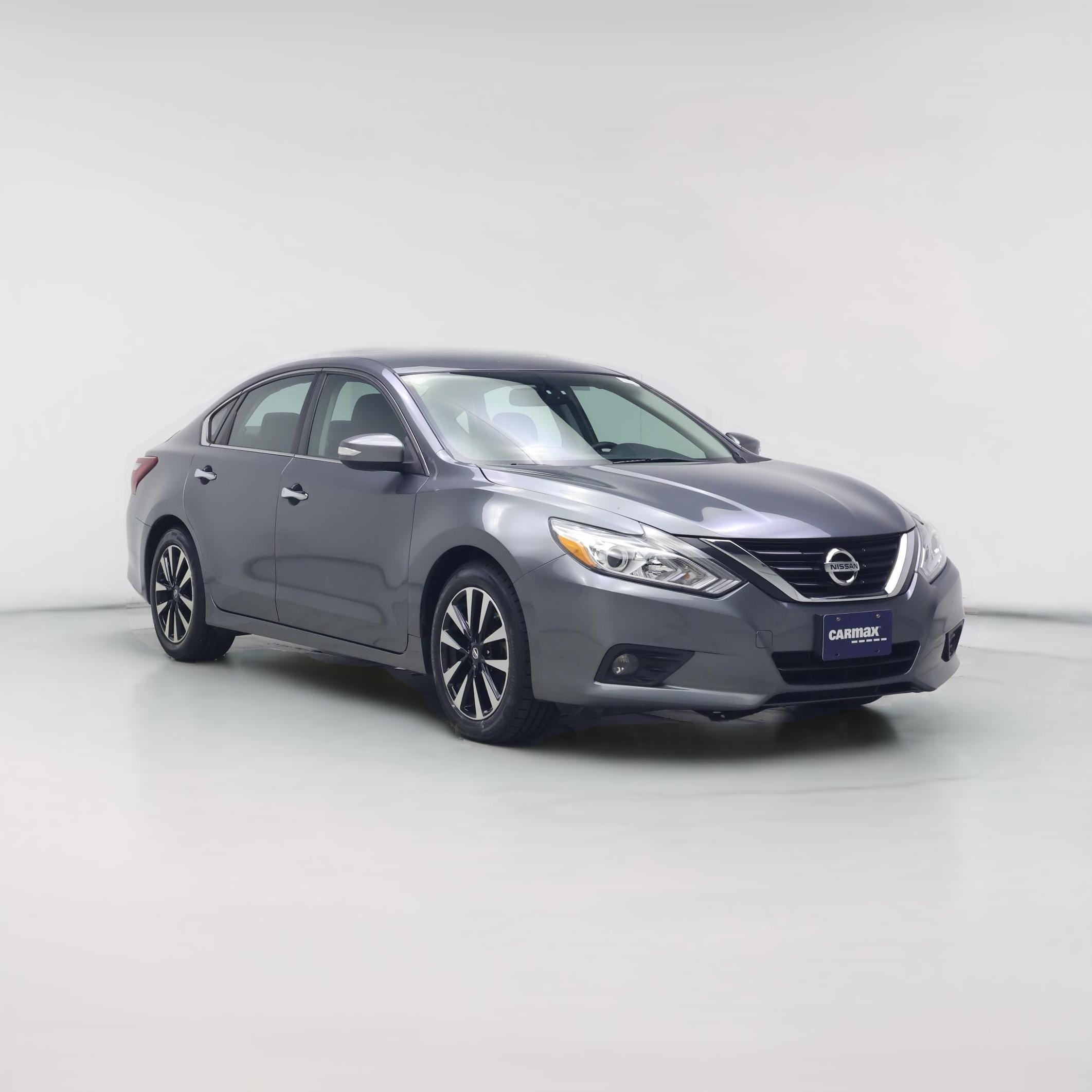 Thumbnail: 2018 Nissan Altima - 1
