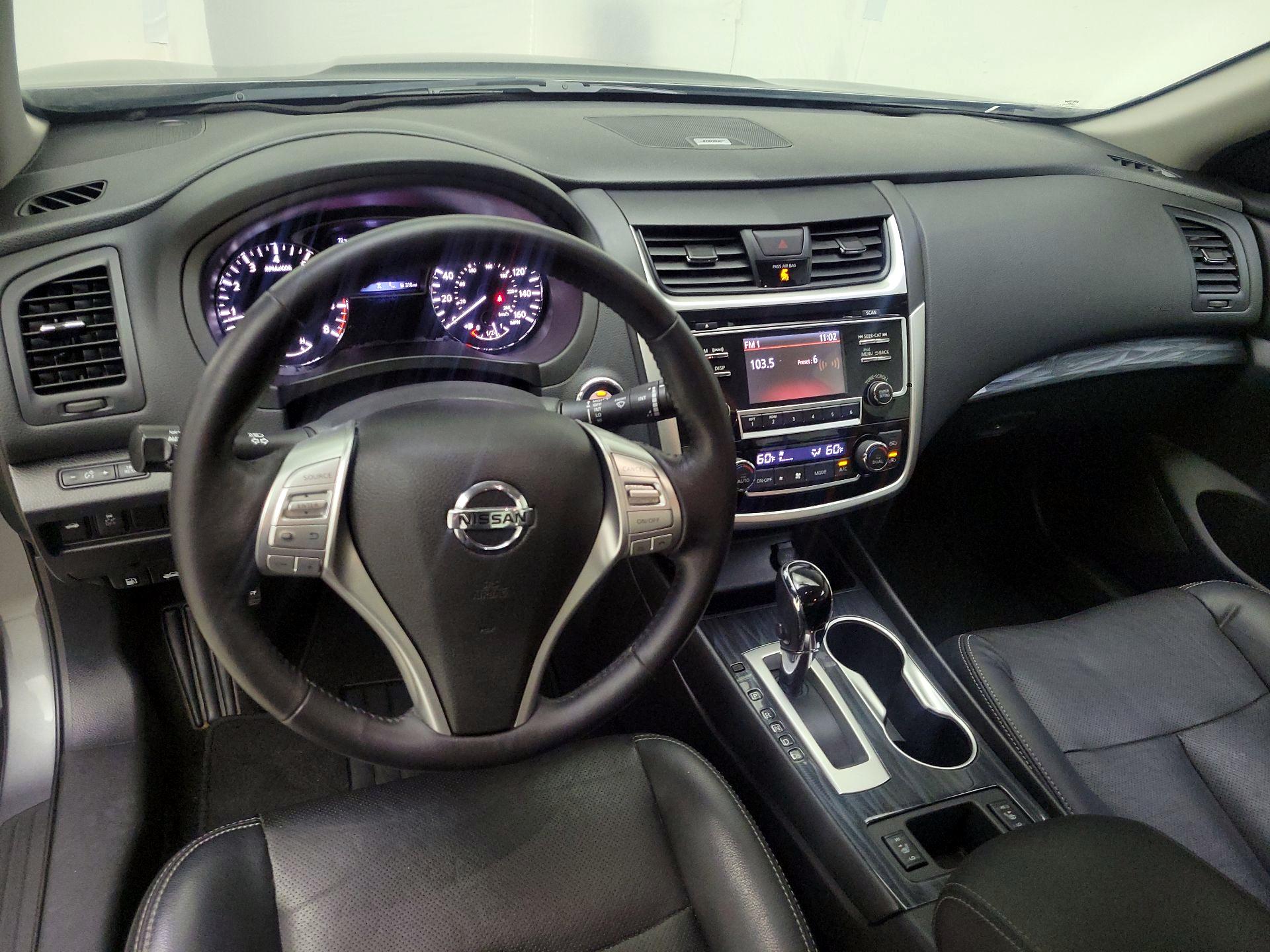 Thumbnail: 2018 Nissan Altima - 9