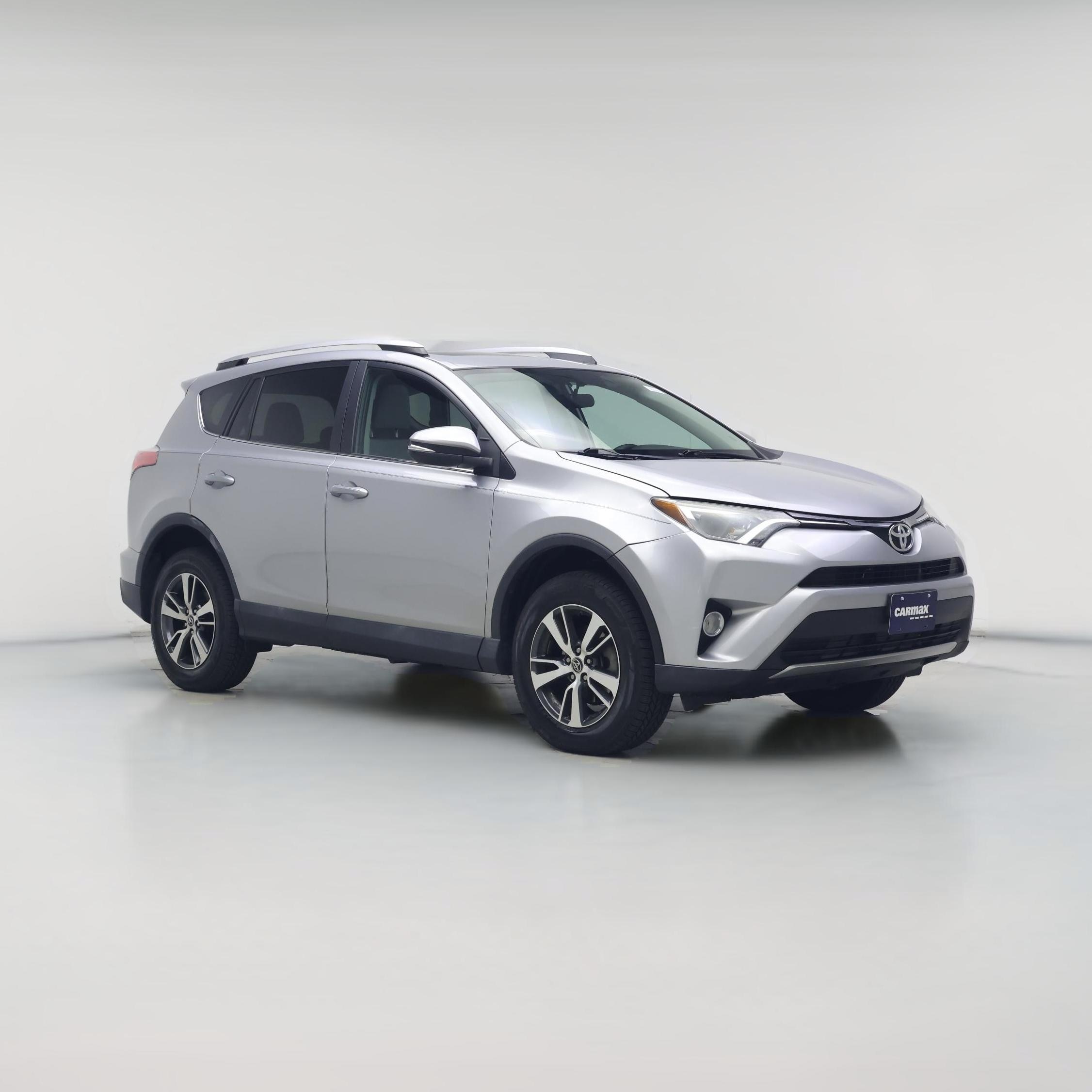 Thumbnail: 2016 Toyota RAV4 - 1