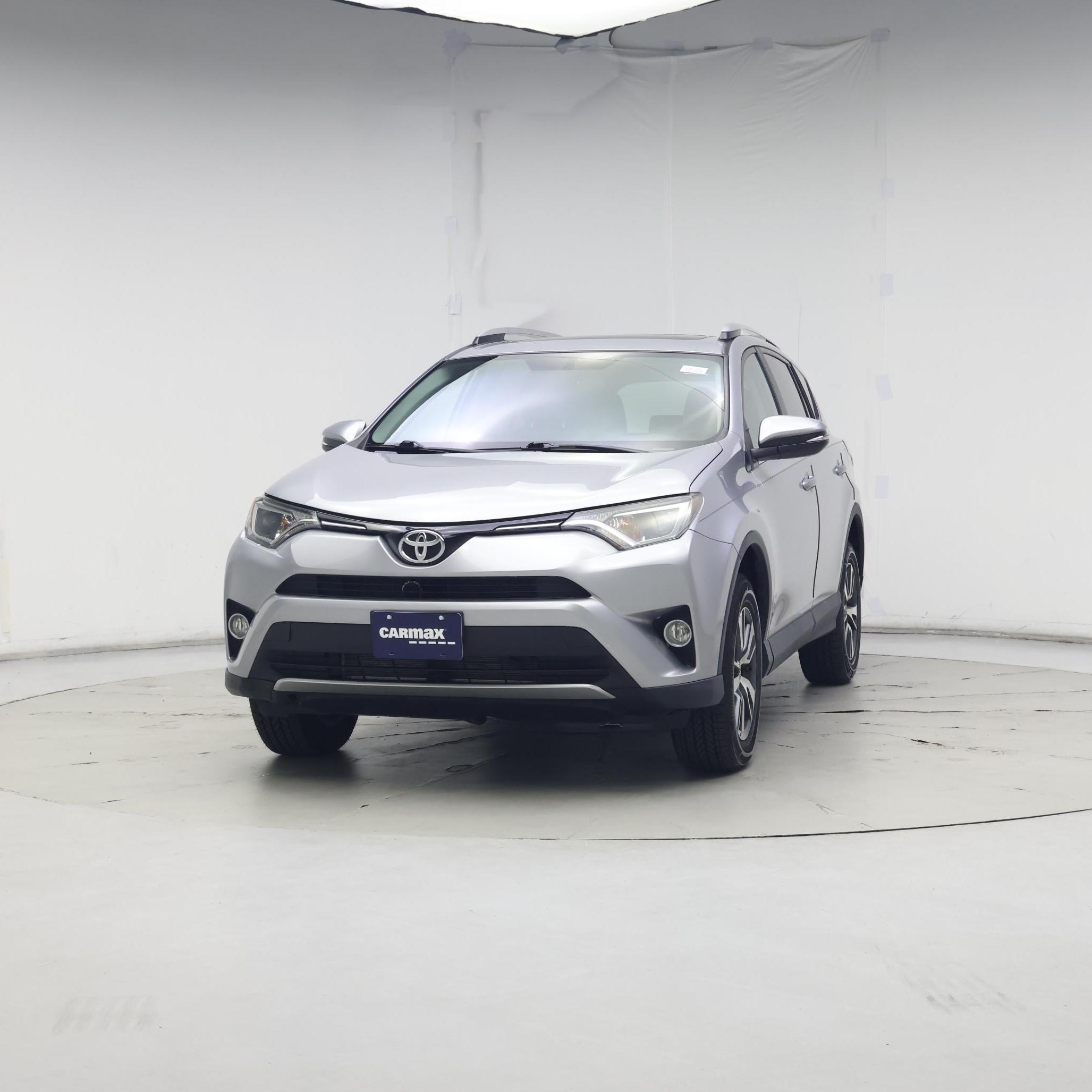 Thumbnail: 2016 Toyota RAV4 - 4