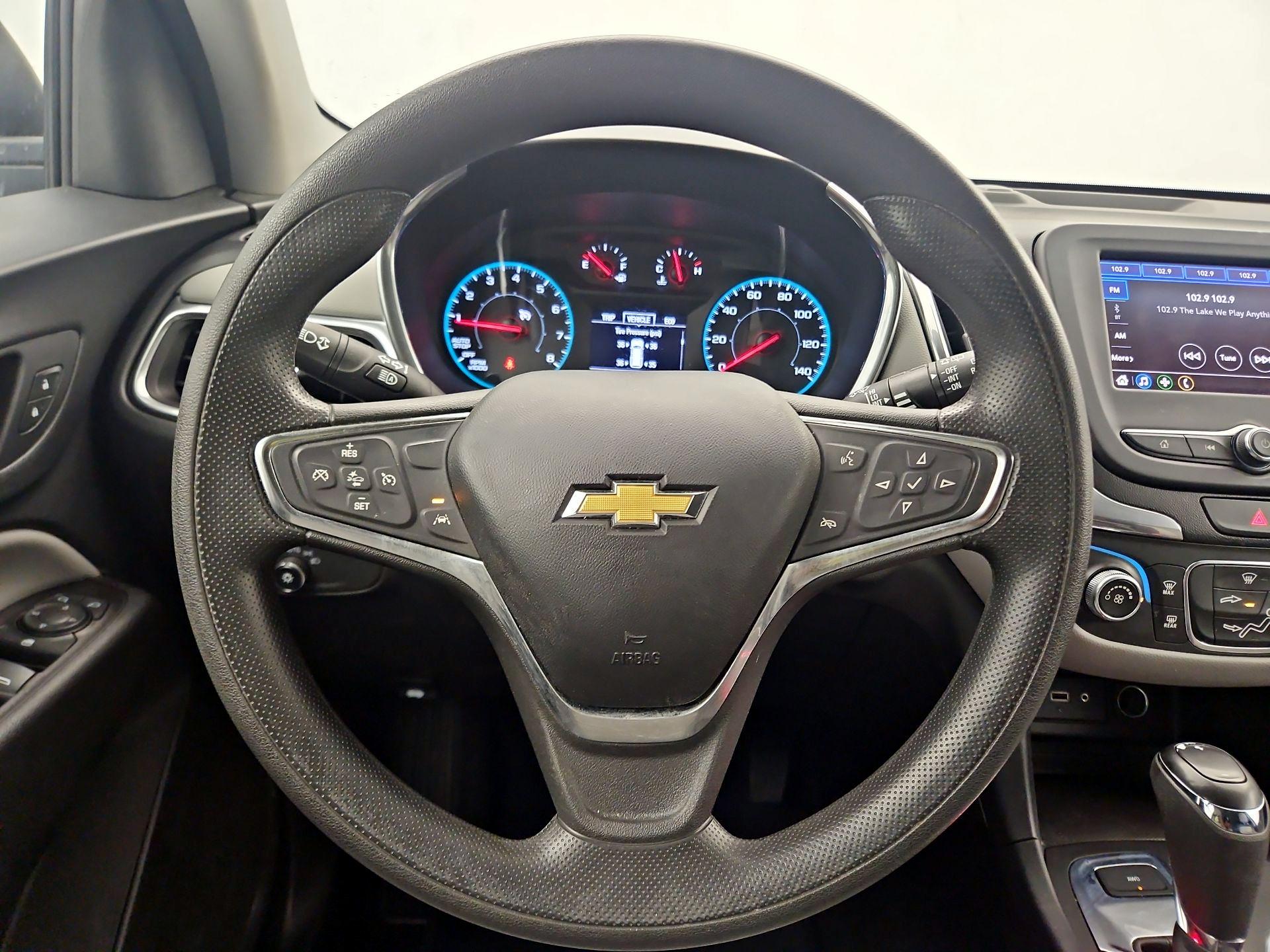 Thumbnail: 2021 Chevrolet Equinox - 10
