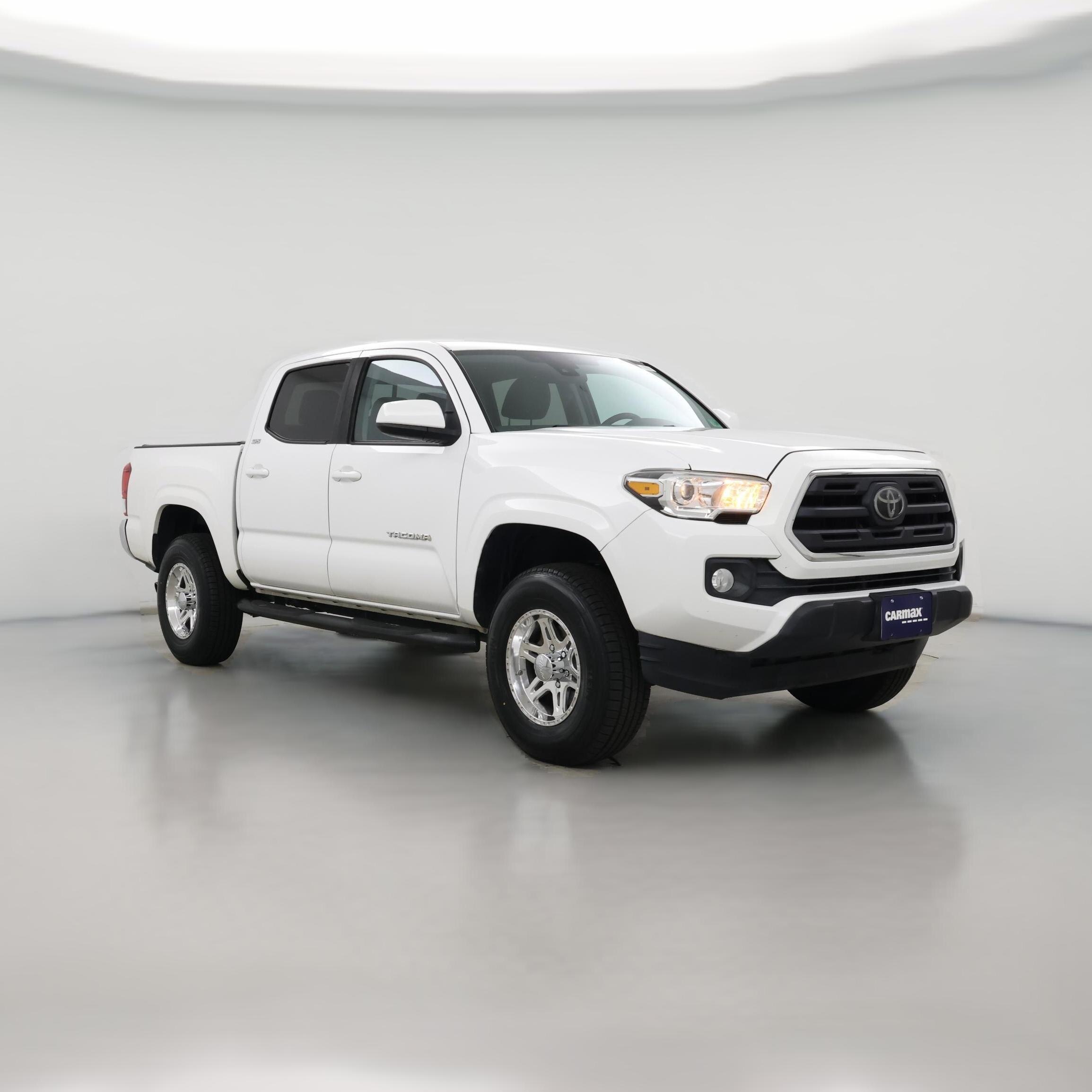 Thumbnail: 2019 Toyota Tacoma - 1
