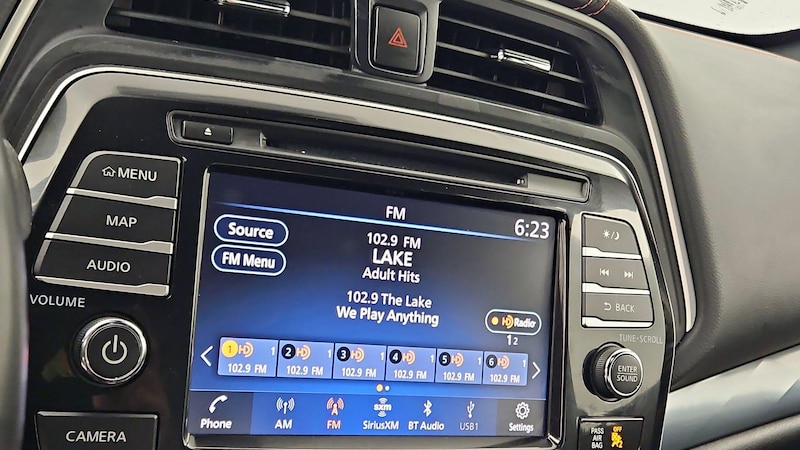 2020 Nissan Maxima SR 16