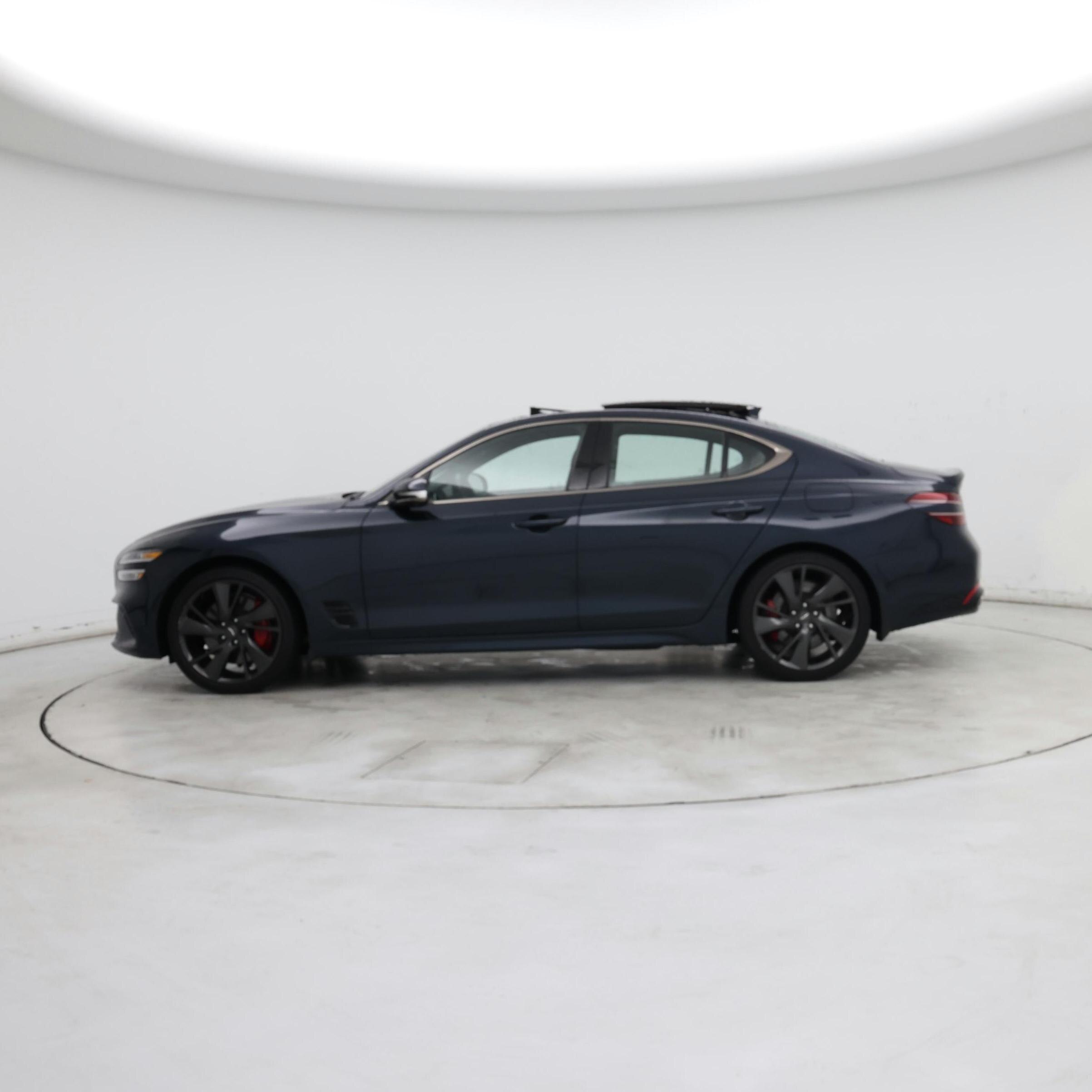 Thumbnail: 2022 Genesis G70 - 3