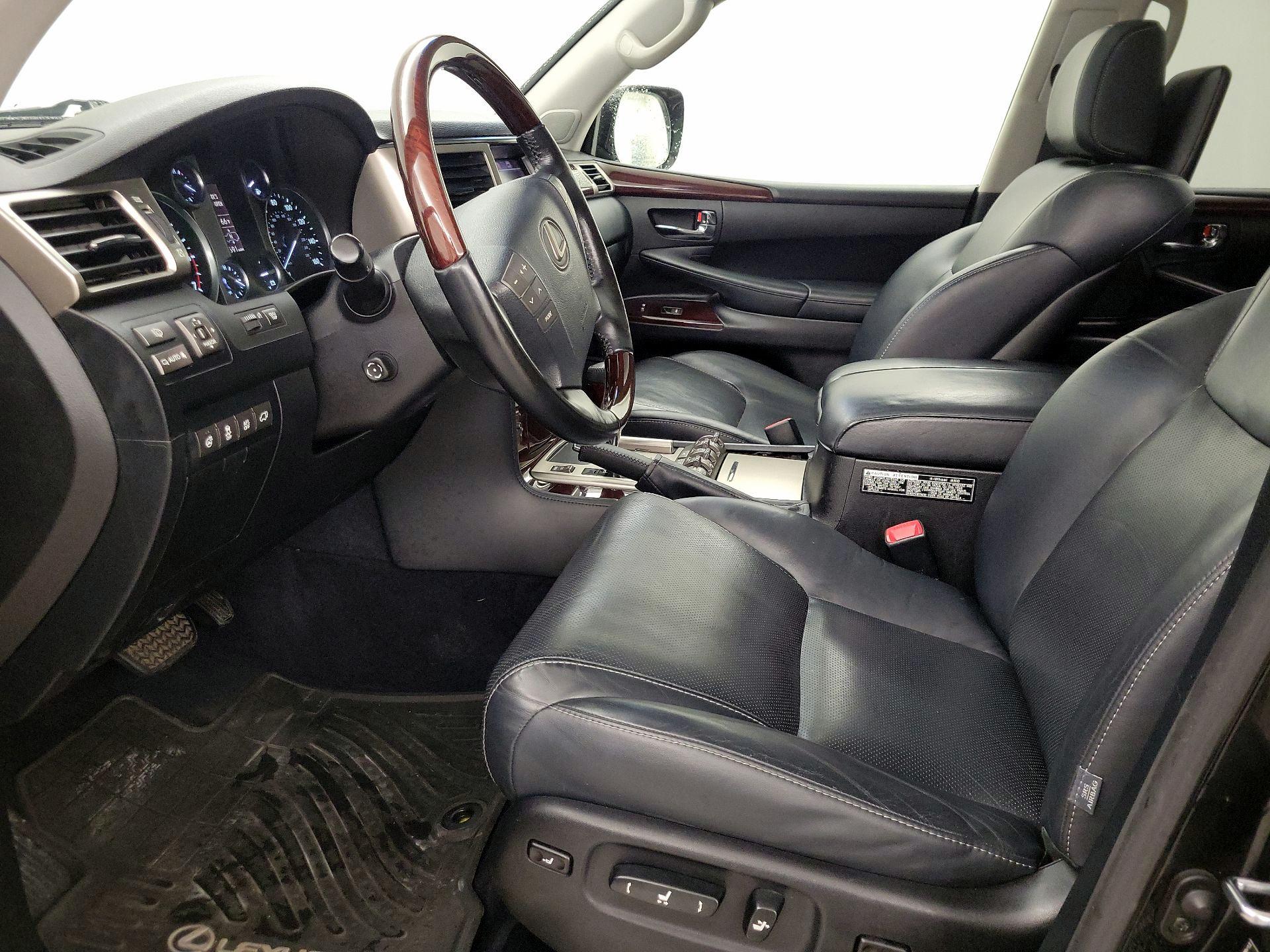 Thumbnail: 2014 Lexus LX - 11