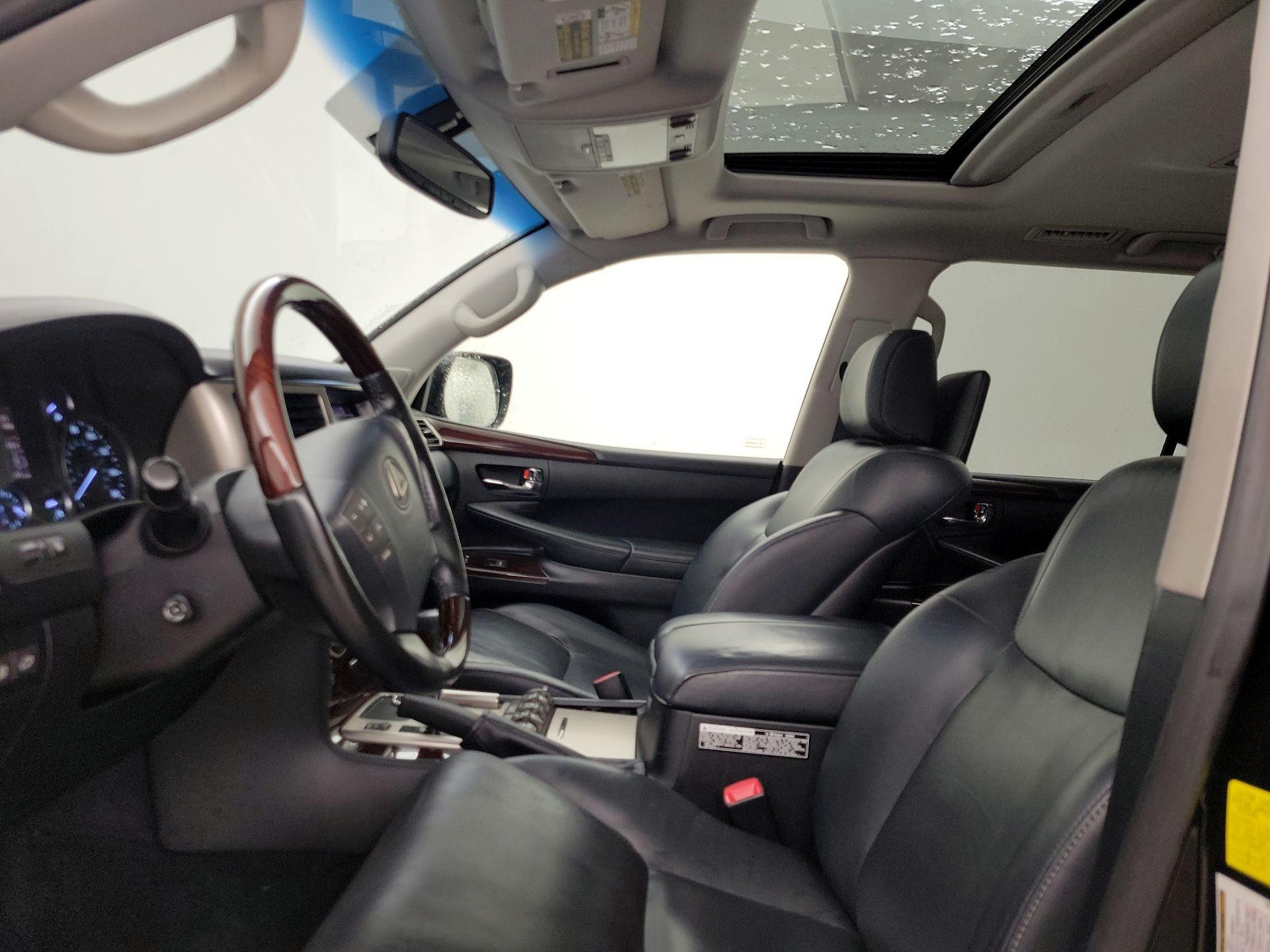 Thumbnail: 2014 Lexus LX - 19