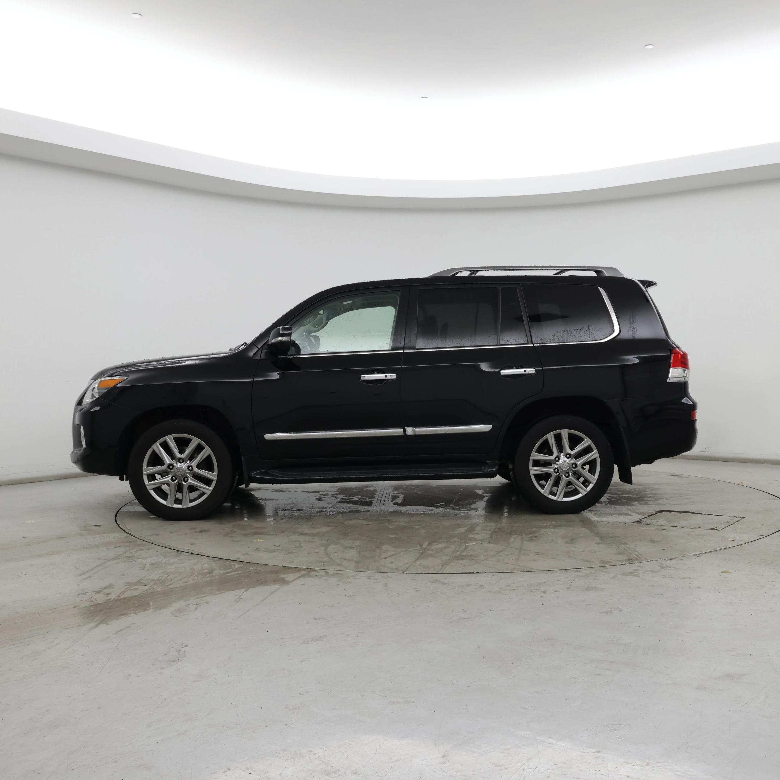 Thumbnail: 2014 Lexus LX - 3