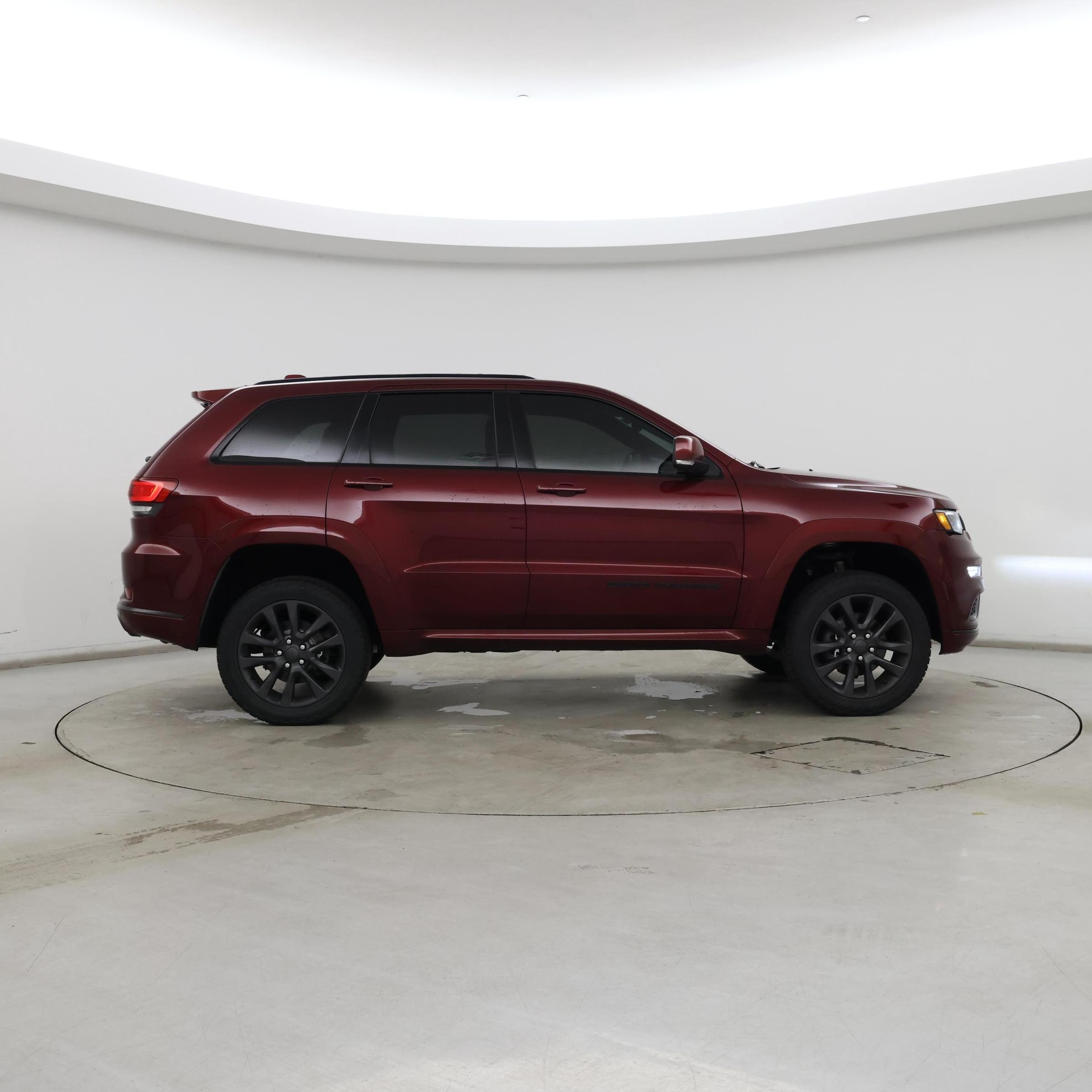 Thumbnail: 2018 Jeep Grand Cherokee - 7
