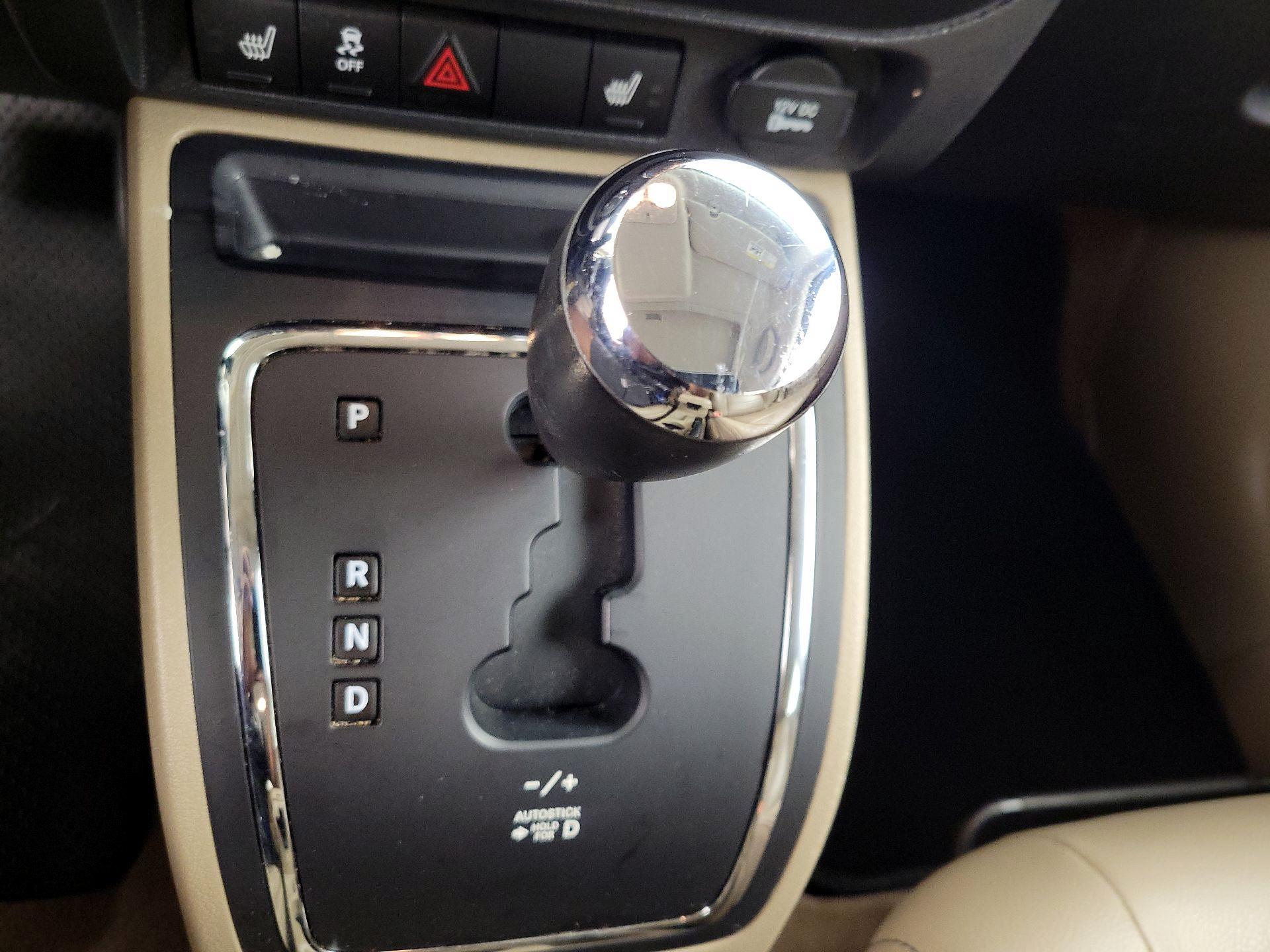 Thumbnail: 2016 Jeep Patriot - 16