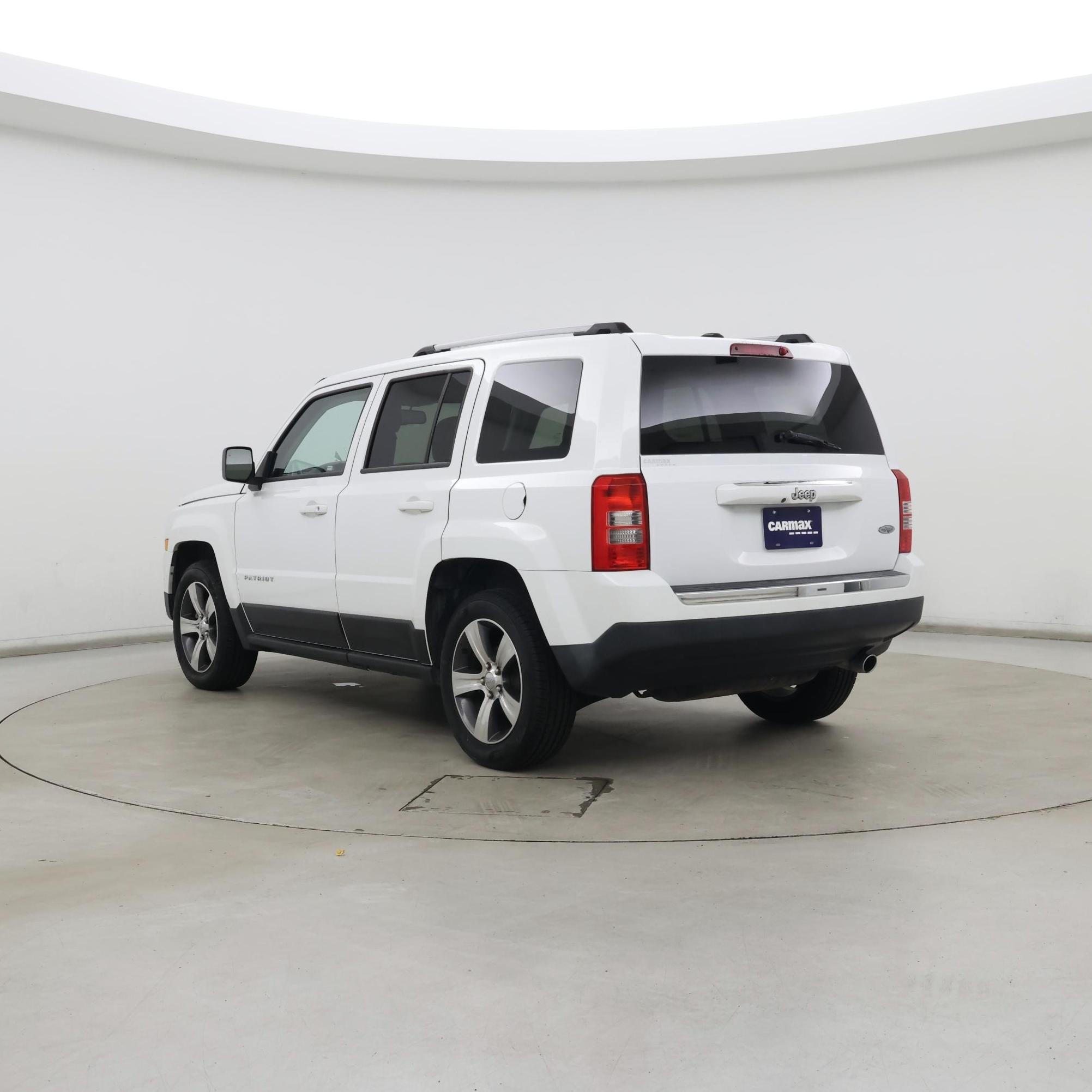 Thumbnail: 2016 Jeep Patriot - 2