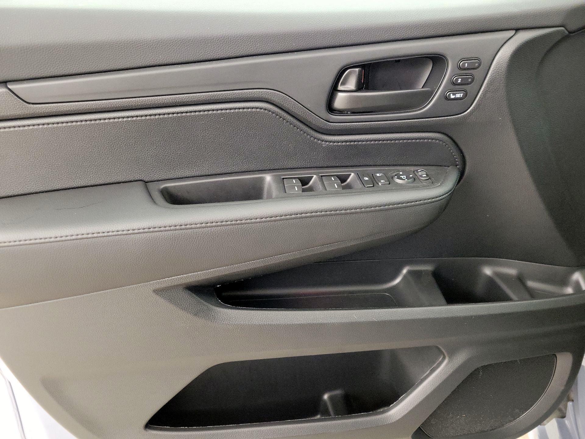 Thumbnail: 2025 Honda Odyssey - 12