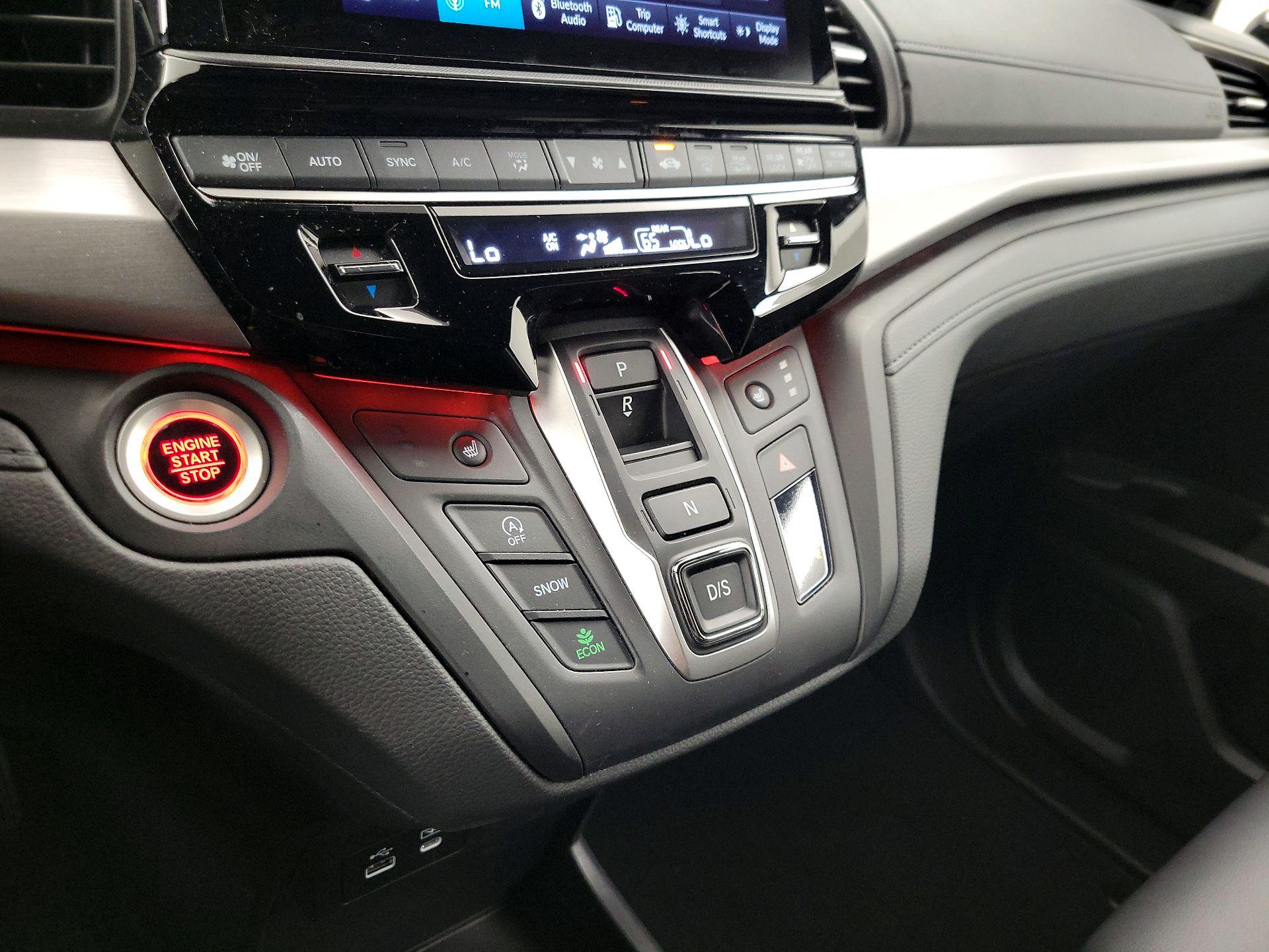 Thumbnail: 2025 Honda Odyssey - 17