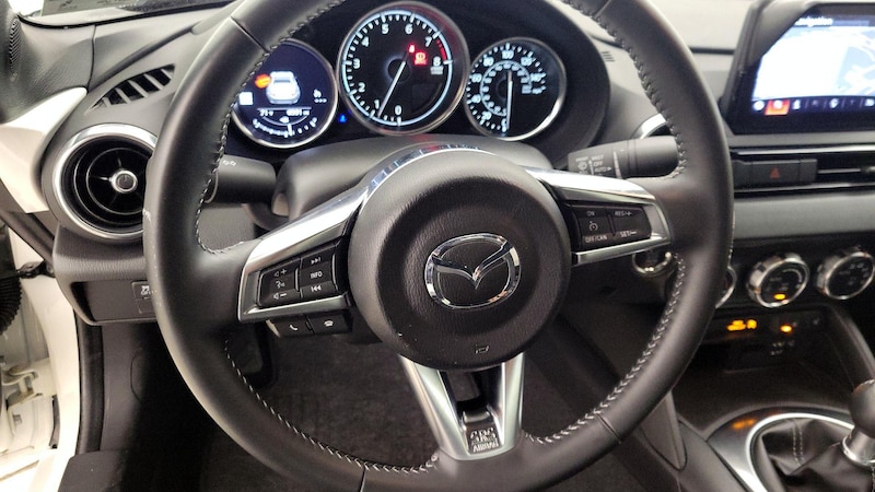 2022 Mazda MX-5 Miata Grand Touring 10