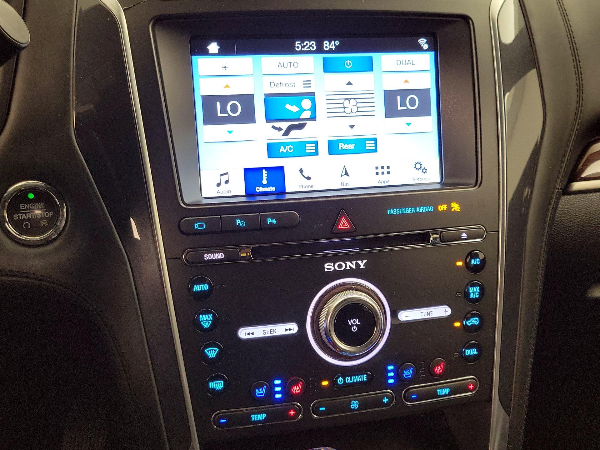 Thumbnail: 2018 Ford Explorer - 17