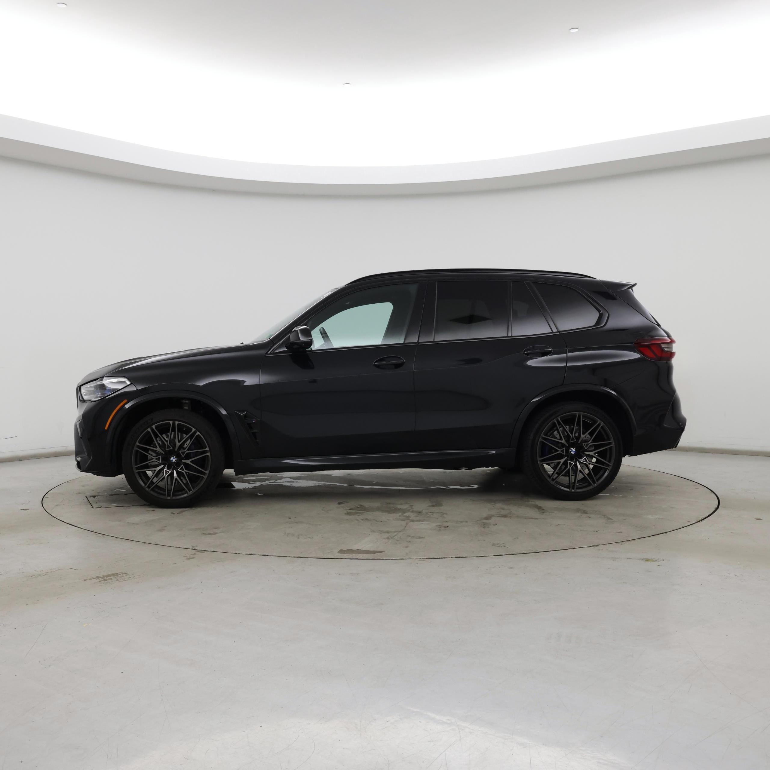 Thumbnail: 2021 BMW X5 - 3