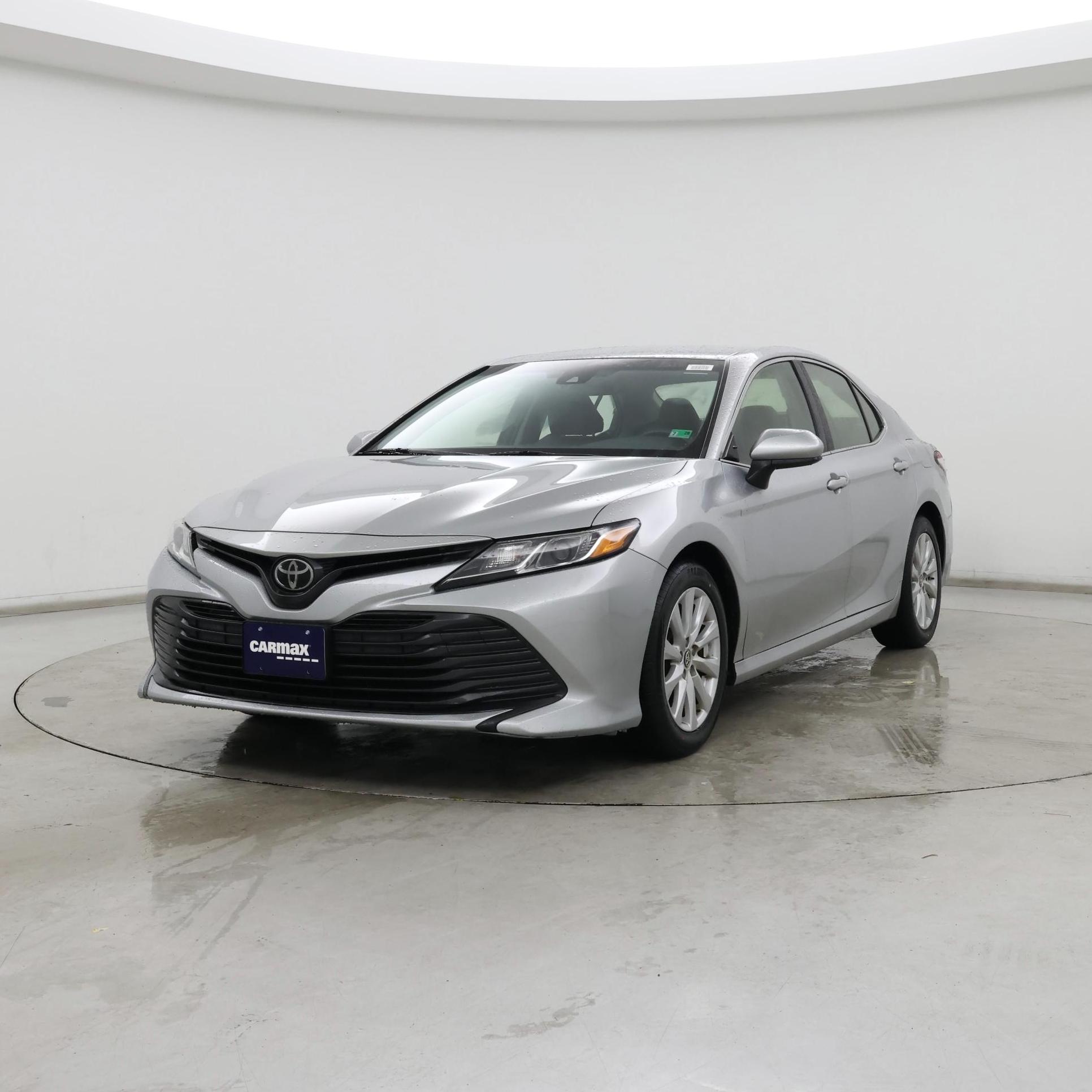 Thumbnail: 2018 Toyota Camry - 4
