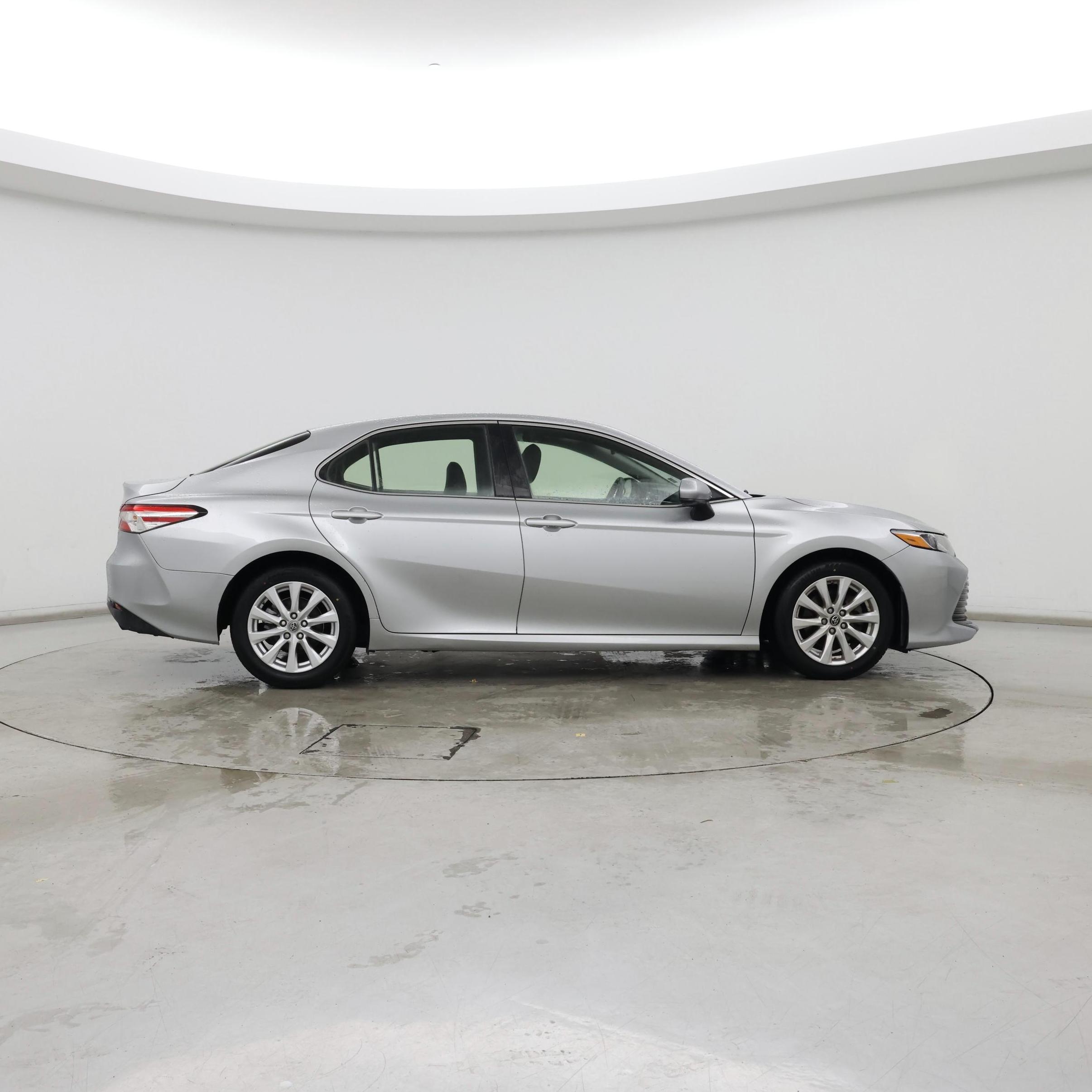 Thumbnail: 2018 Toyota Camry - 7