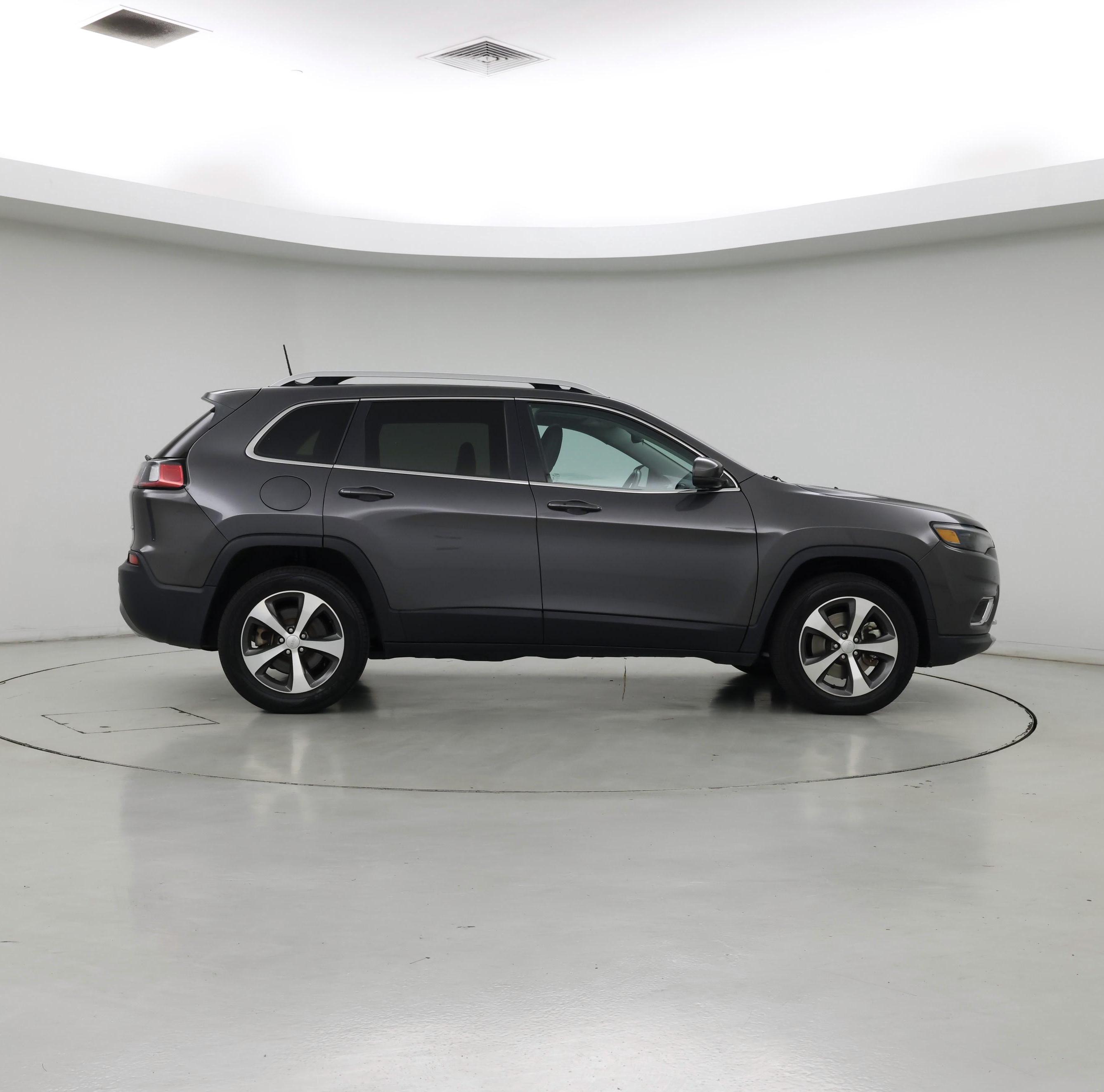 Thumbnail: 2021 Jeep Cherokee - 7