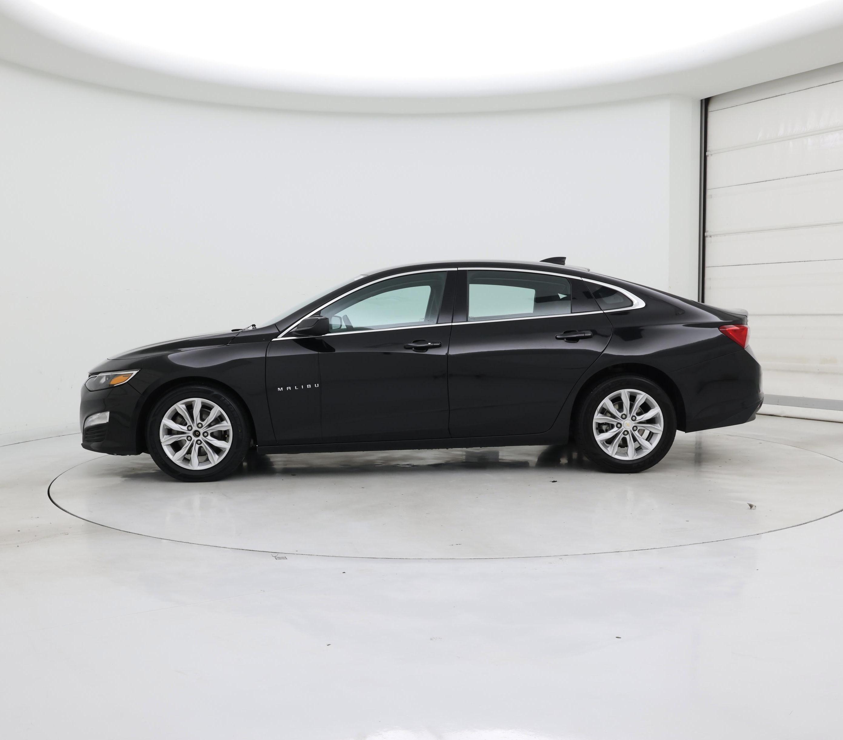 Thumbnail: 2023 Chevrolet Malibu - 3