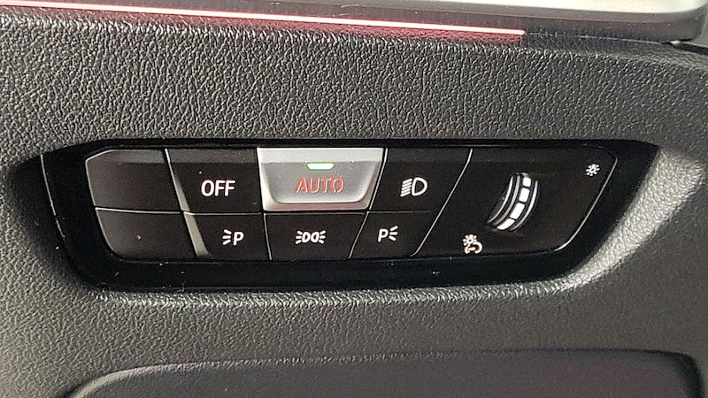 2021 BMW 3 Series 330i xDrive 13