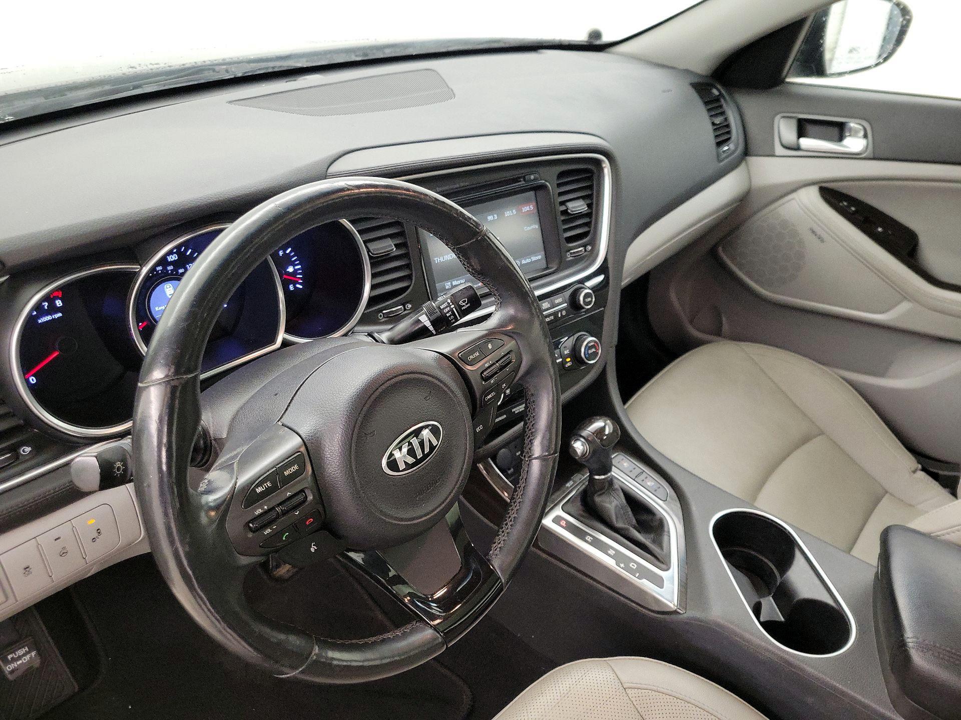 Thumbnail: 2014 Kia Optima - 9