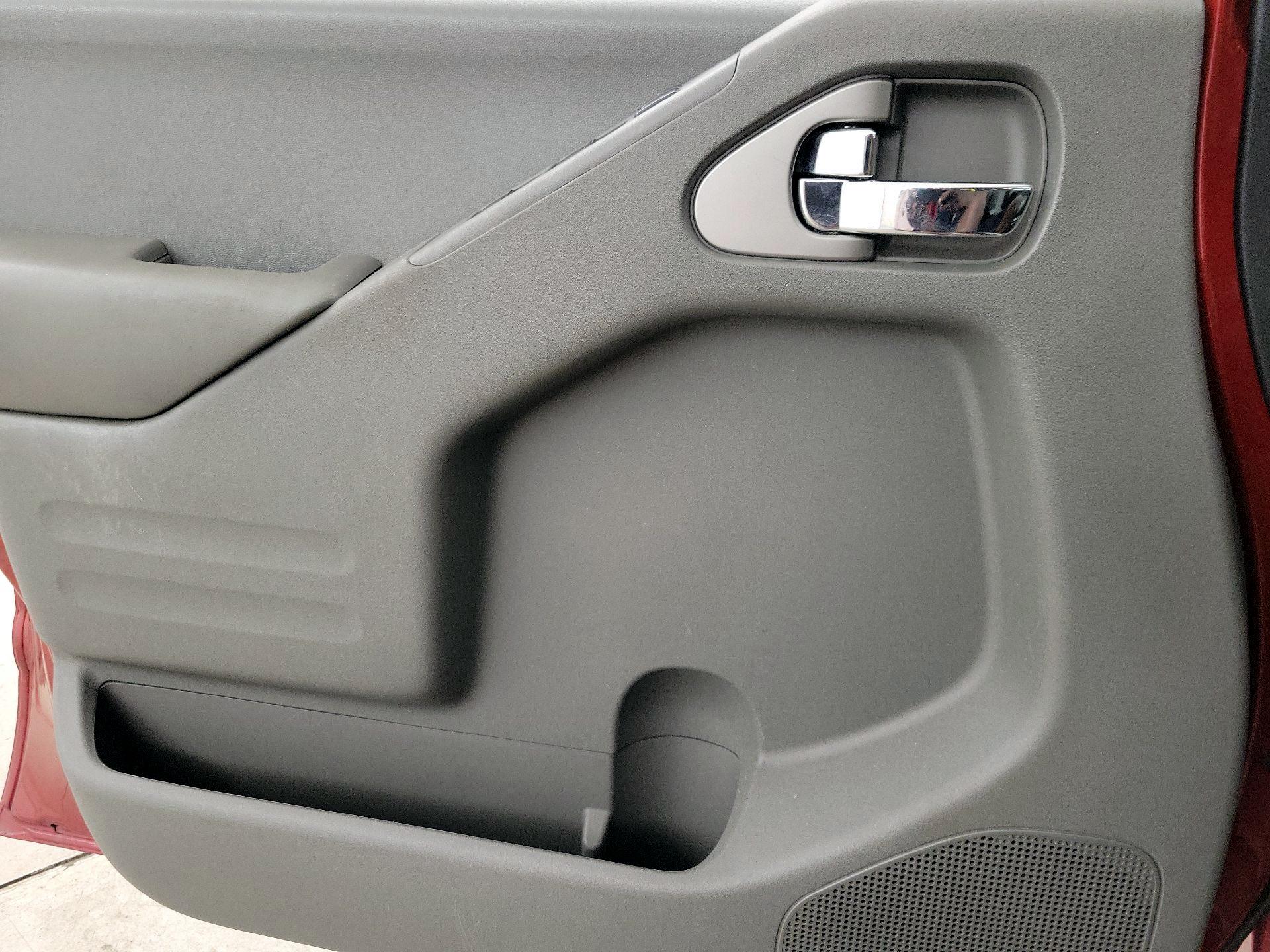 Thumbnail: 2019 Nissan Frontier - 12