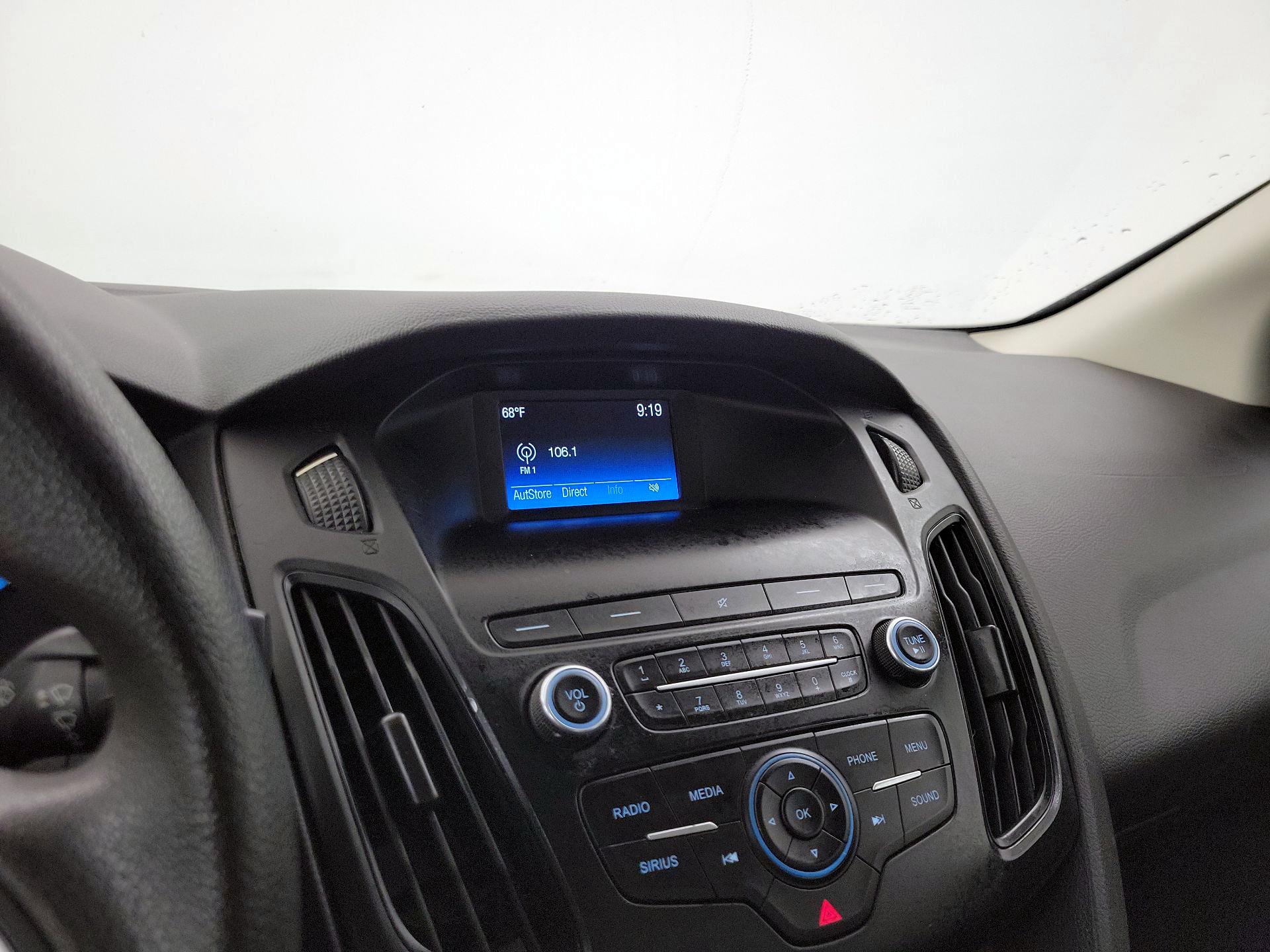 Thumbnail: 2018 Ford Focus - 15