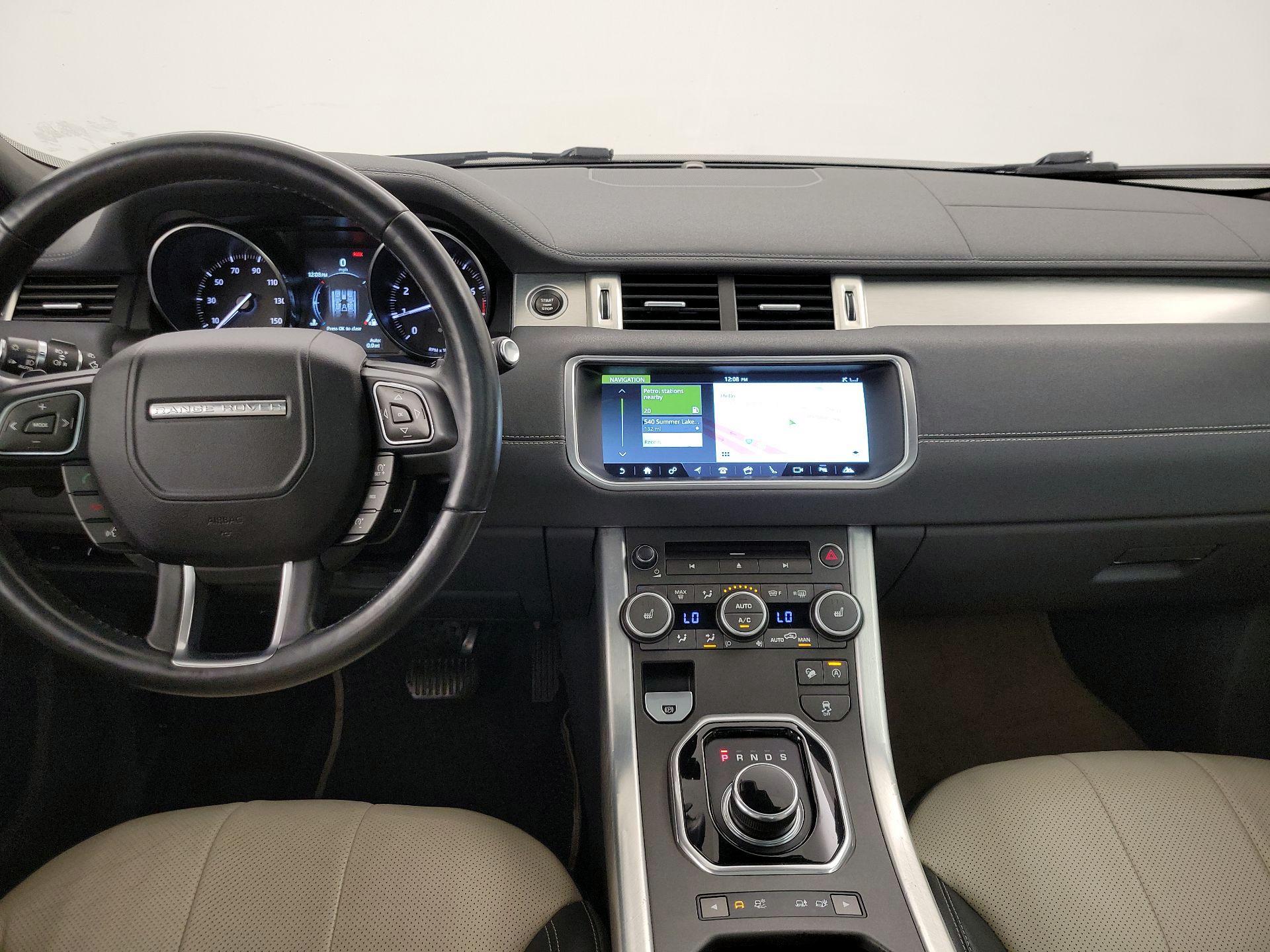Thumbnail: 2017 Land Rover Range Rover Evoque - 9
