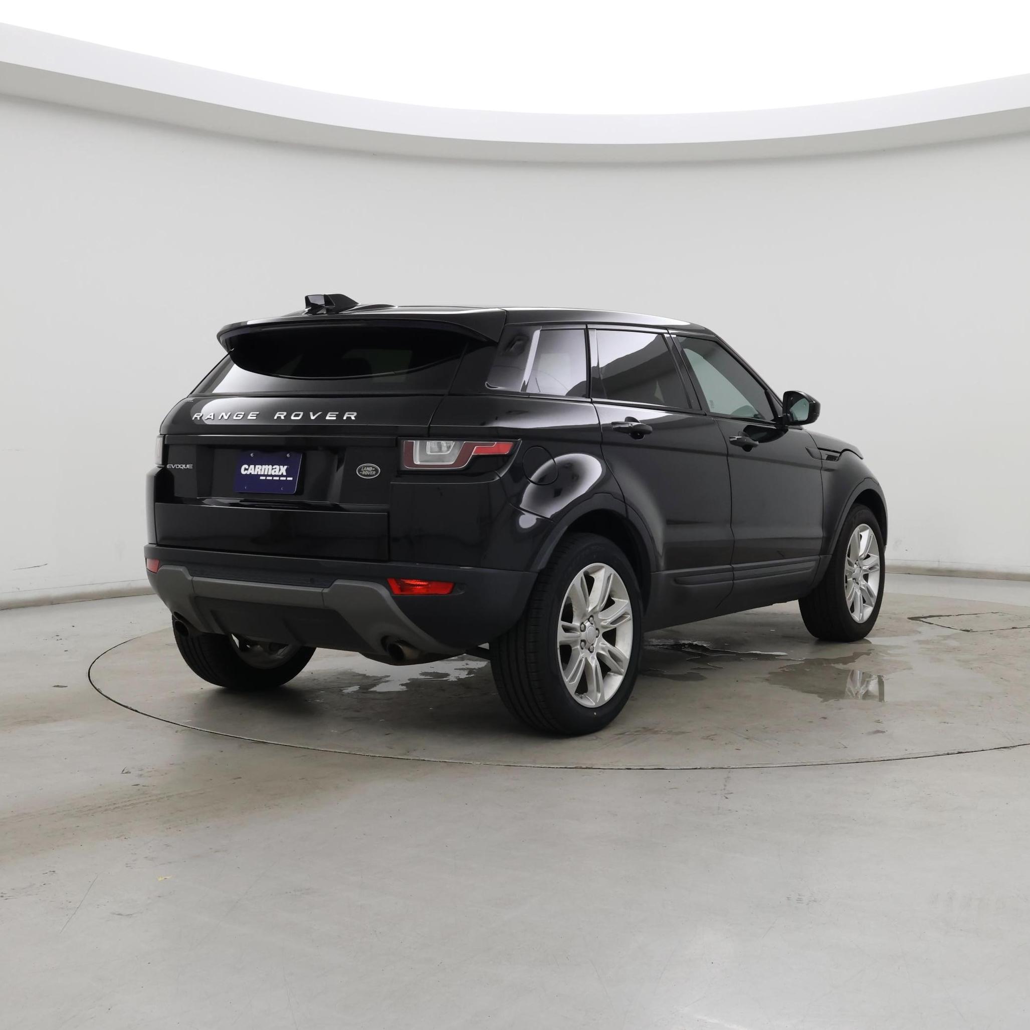 Thumbnail: 2017 Land Rover Range Rover Evoque - 8