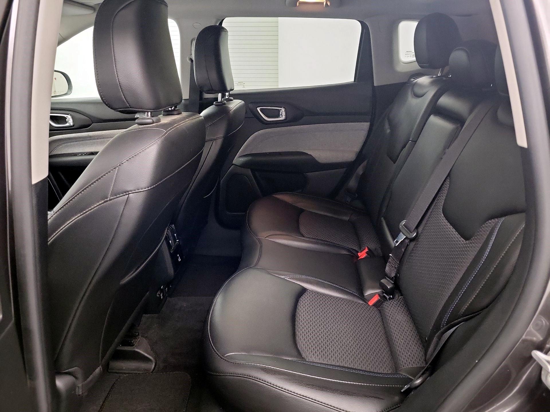 Thumbnail: 2022 Jeep Compass - 18