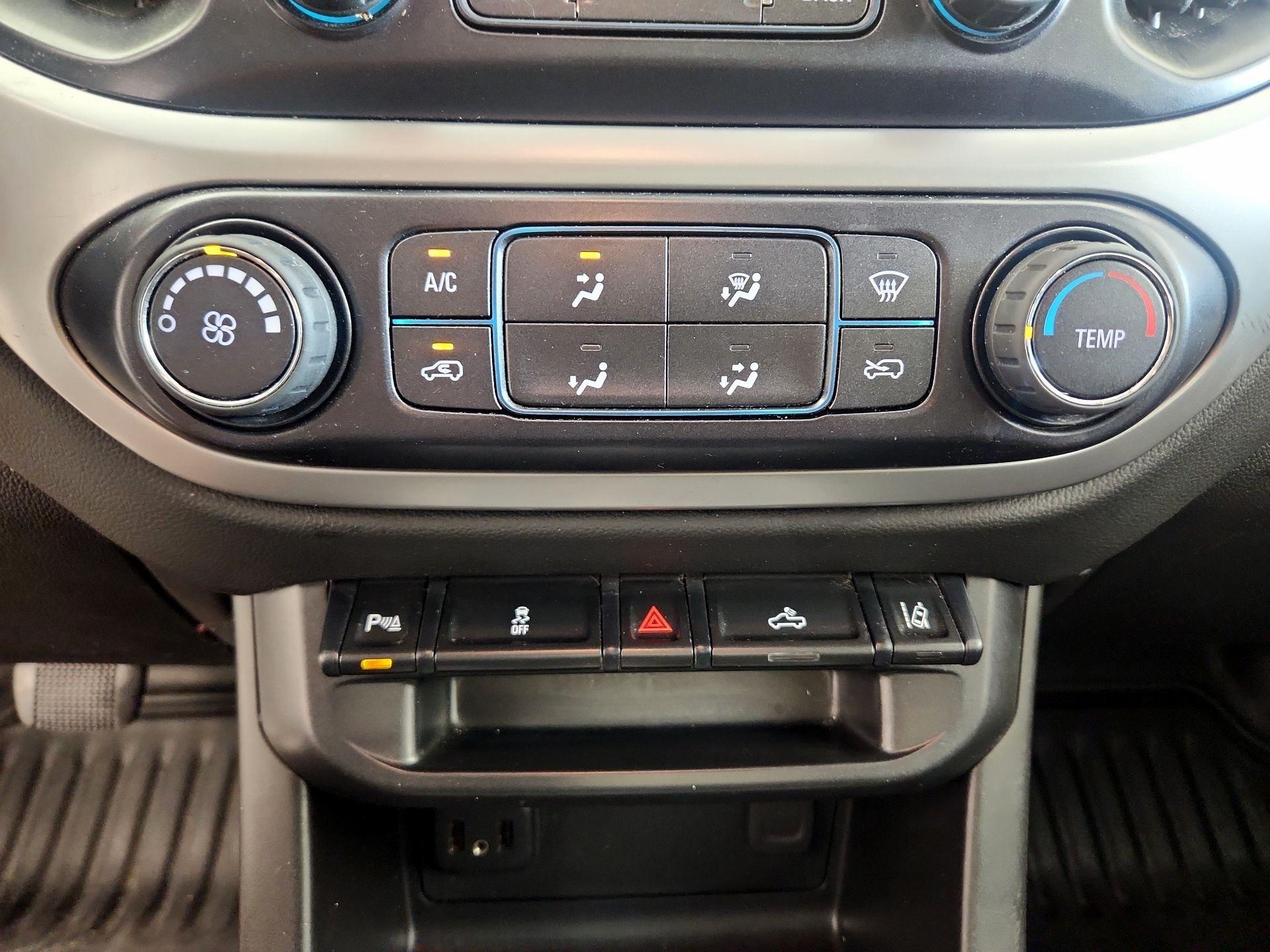 Thumbnail: 2021 Chevrolet Colorado - 16