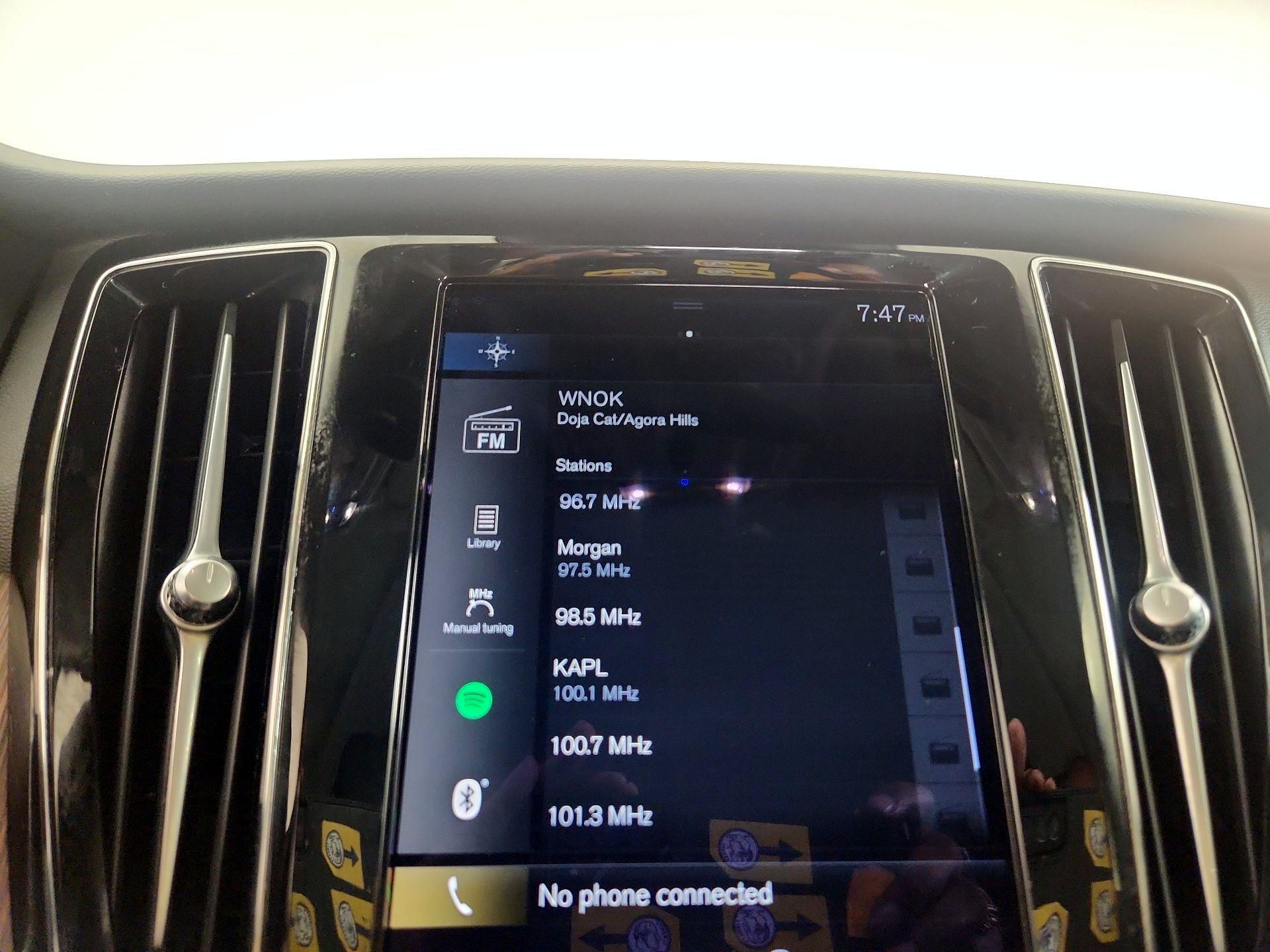 Thumbnail: 2021 Volvo S60 - 14