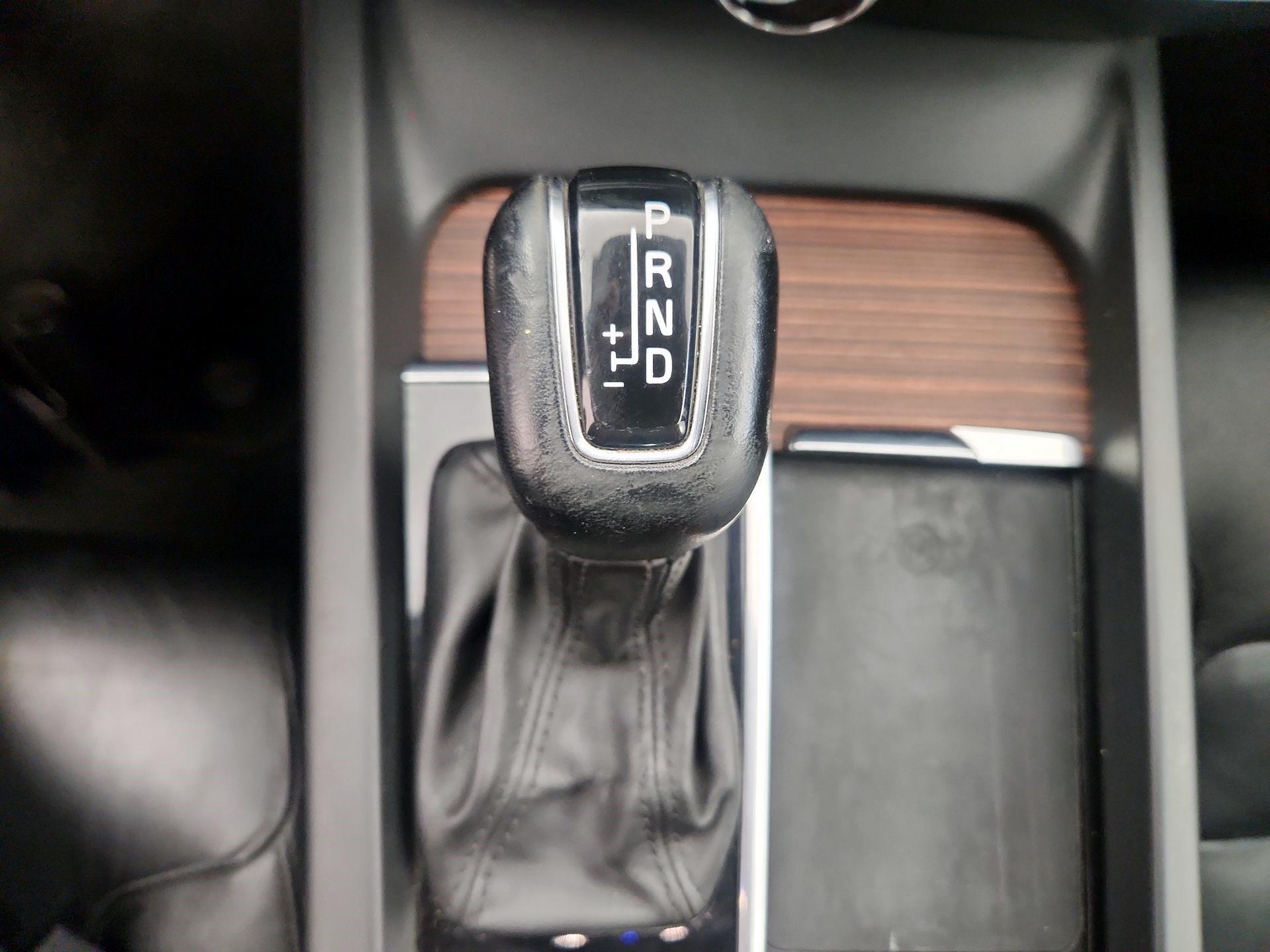 Thumbnail: 2021 Volvo S60 - 16