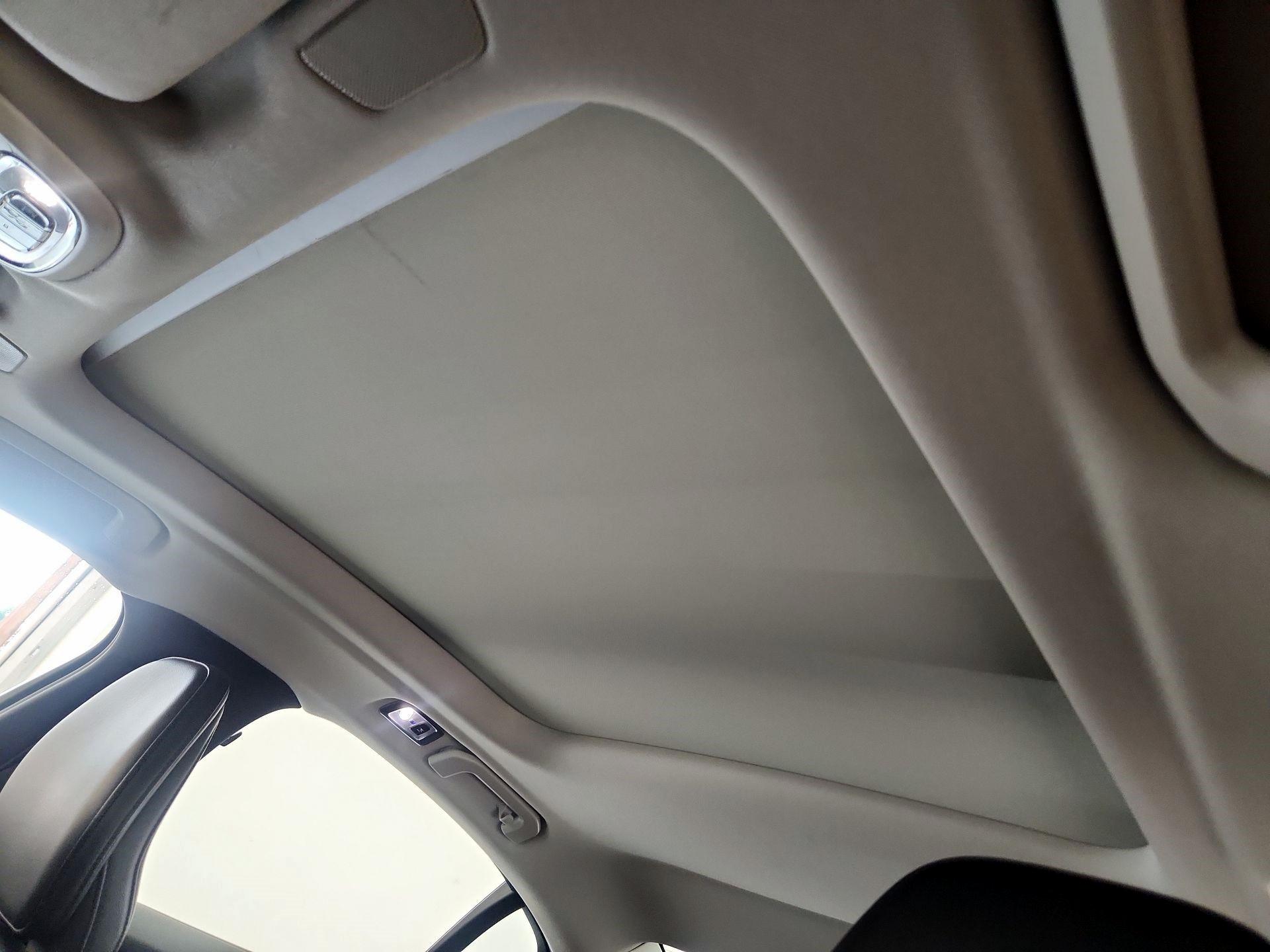 Thumbnail: 2021 Volvo S60 - 17
