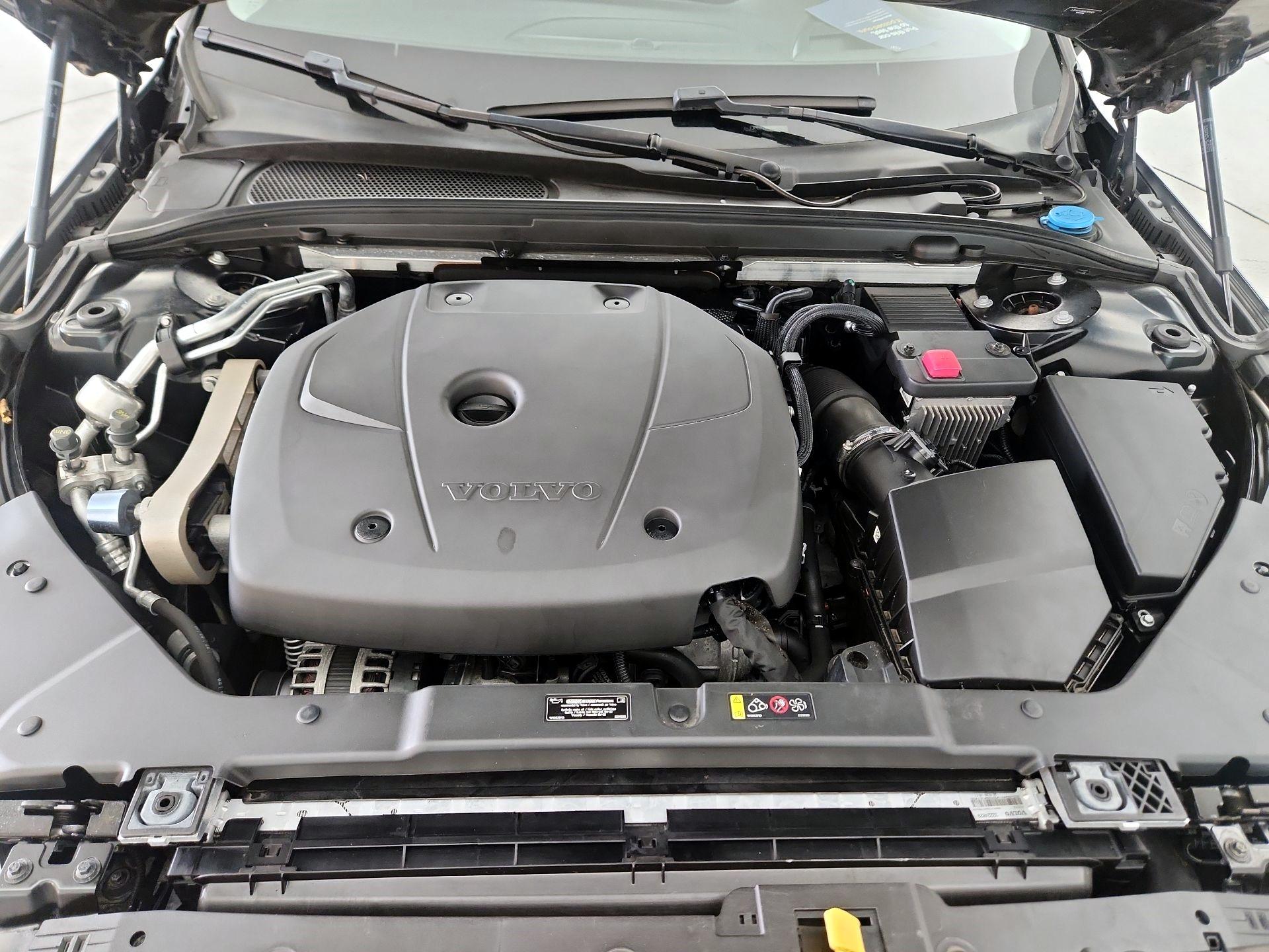 Thumbnail: 2021 Volvo S60 - 20