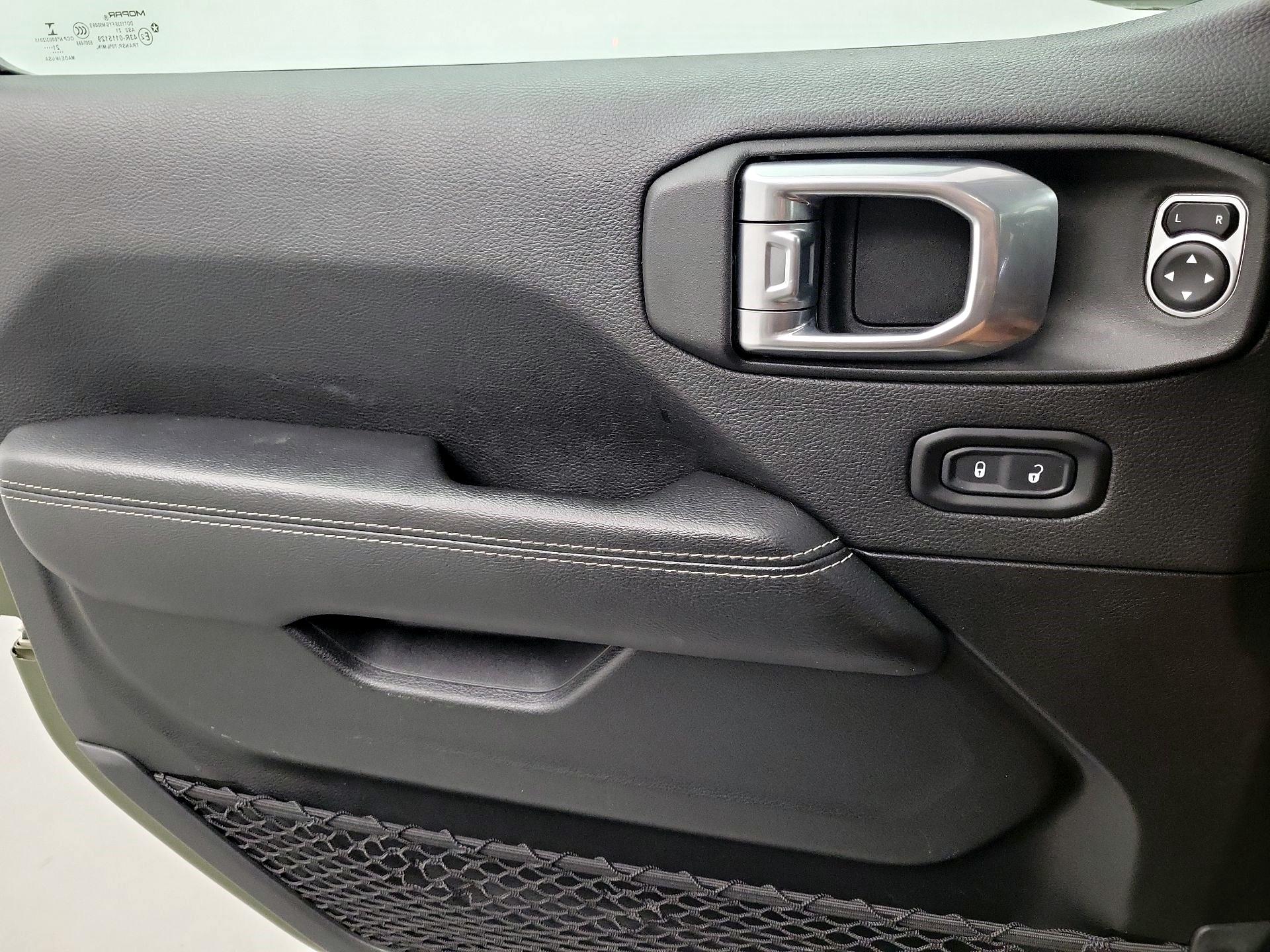 Thumbnail: 2021 Jeep Wrangler - 10
