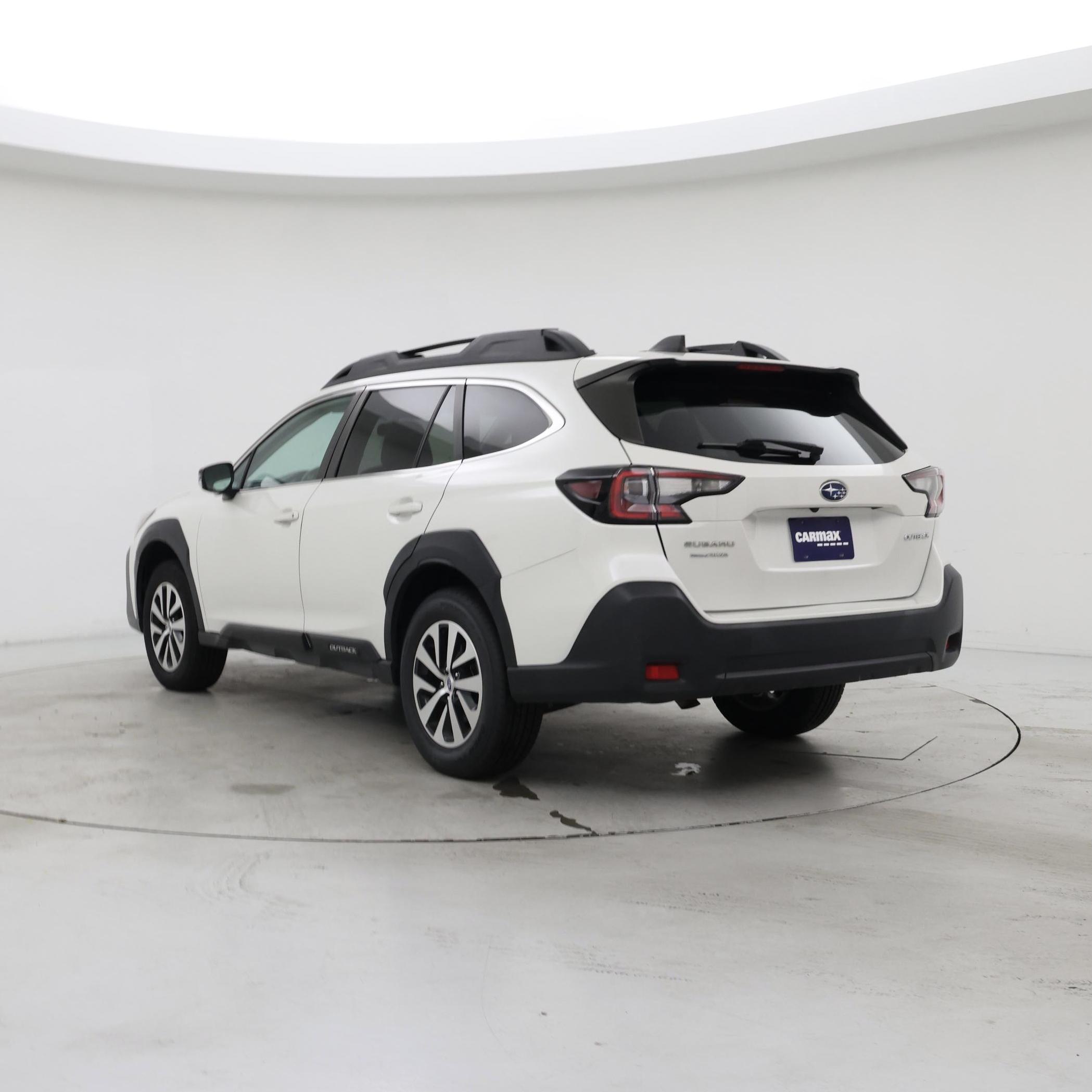 Thumbnail: 2023 Subaru Outback - 2
