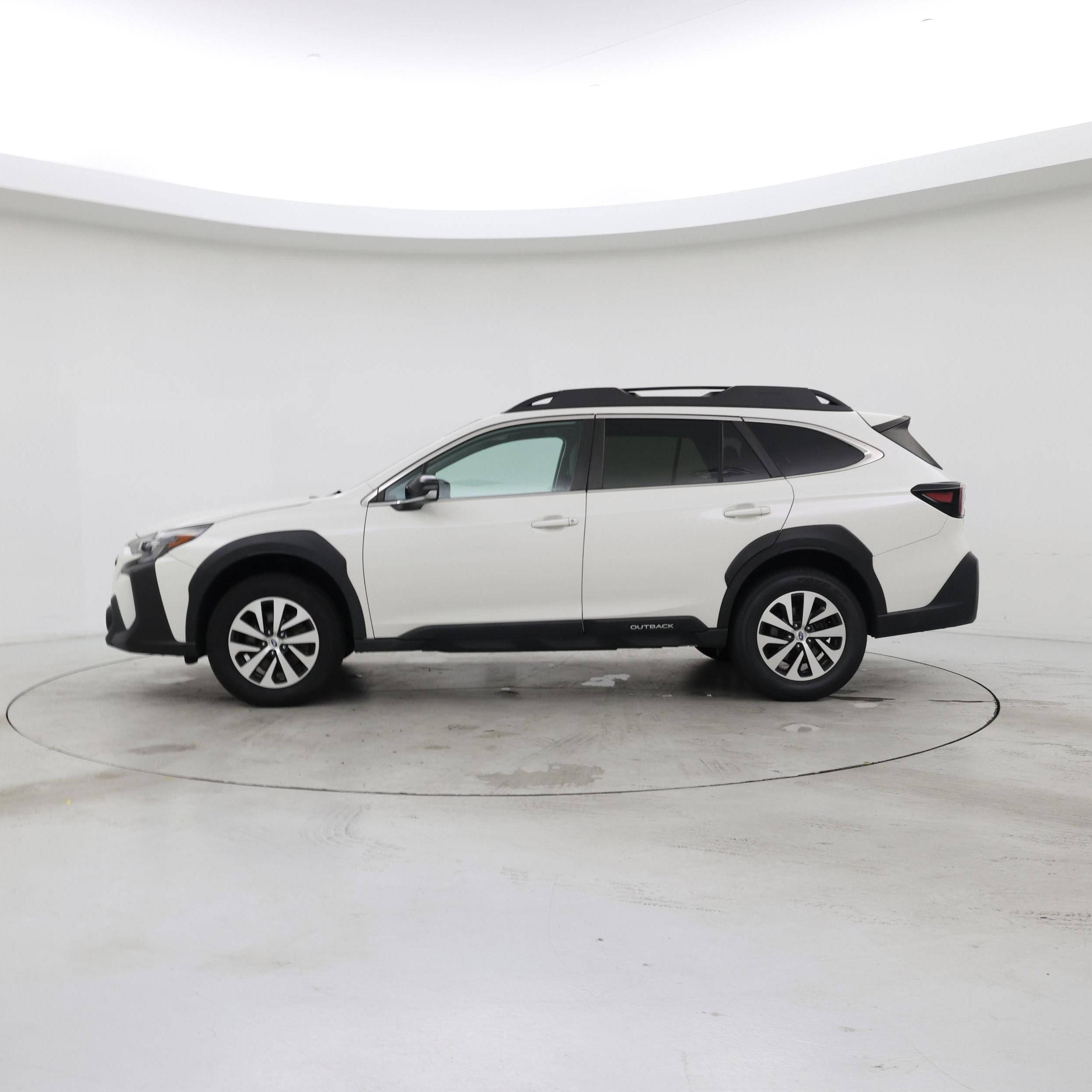Thumbnail: 2023 Subaru Outback - 3