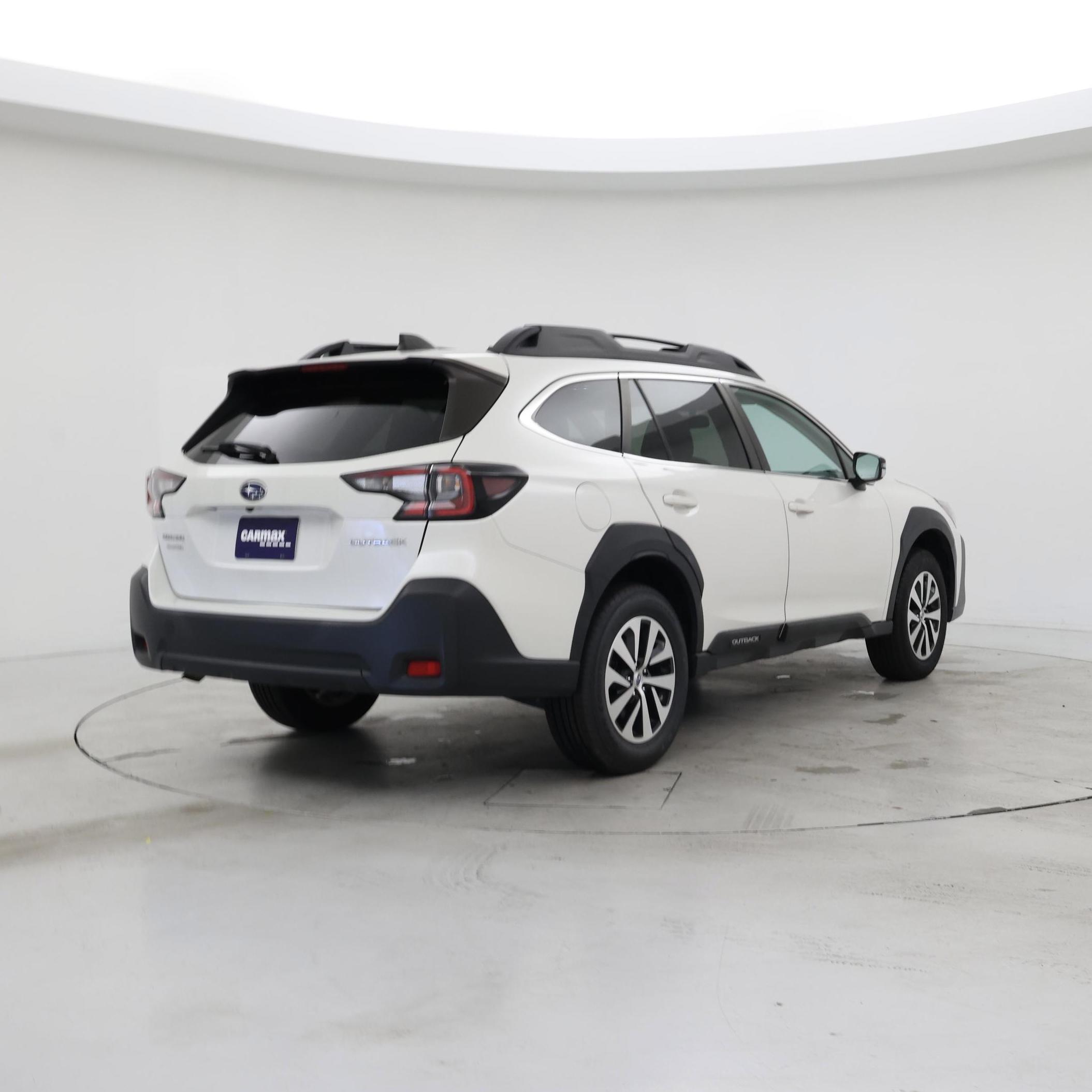 Thumbnail: 2023 Subaru Outback - 8