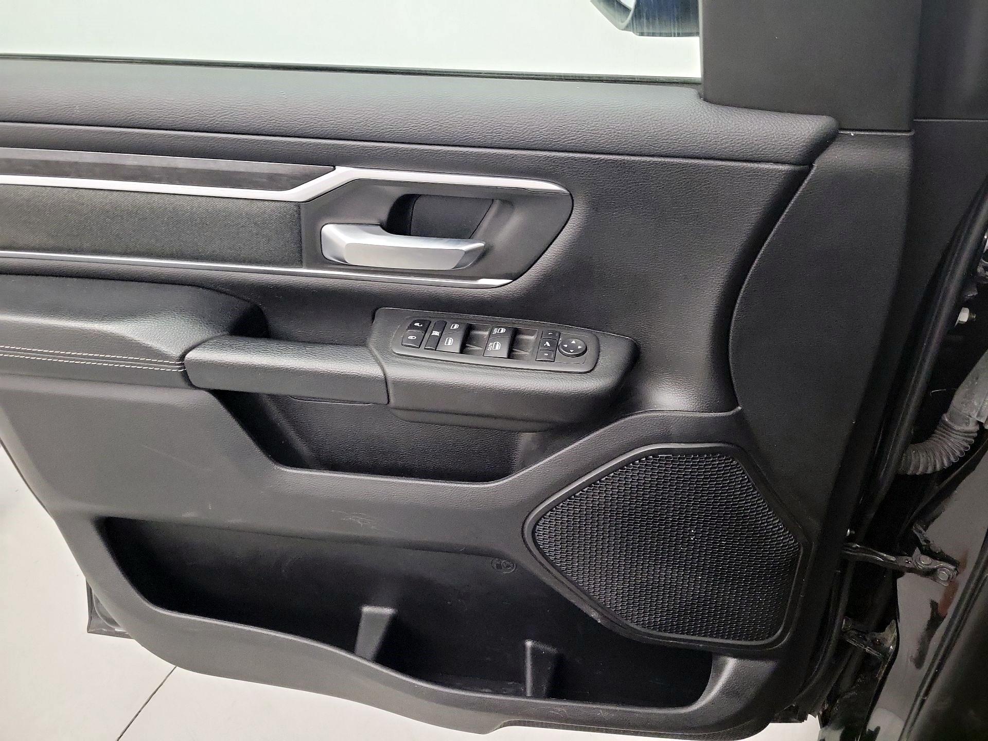 Thumbnail: 2022 RAM 1500 - 10