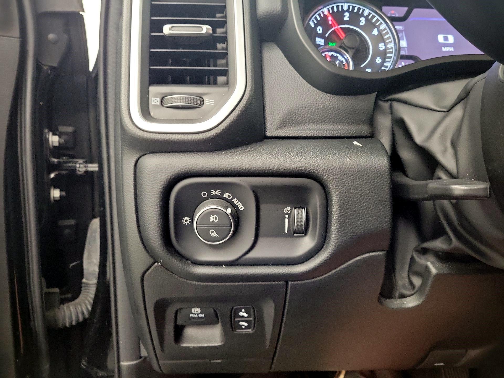 Thumbnail: 2022 RAM 1500 - 11