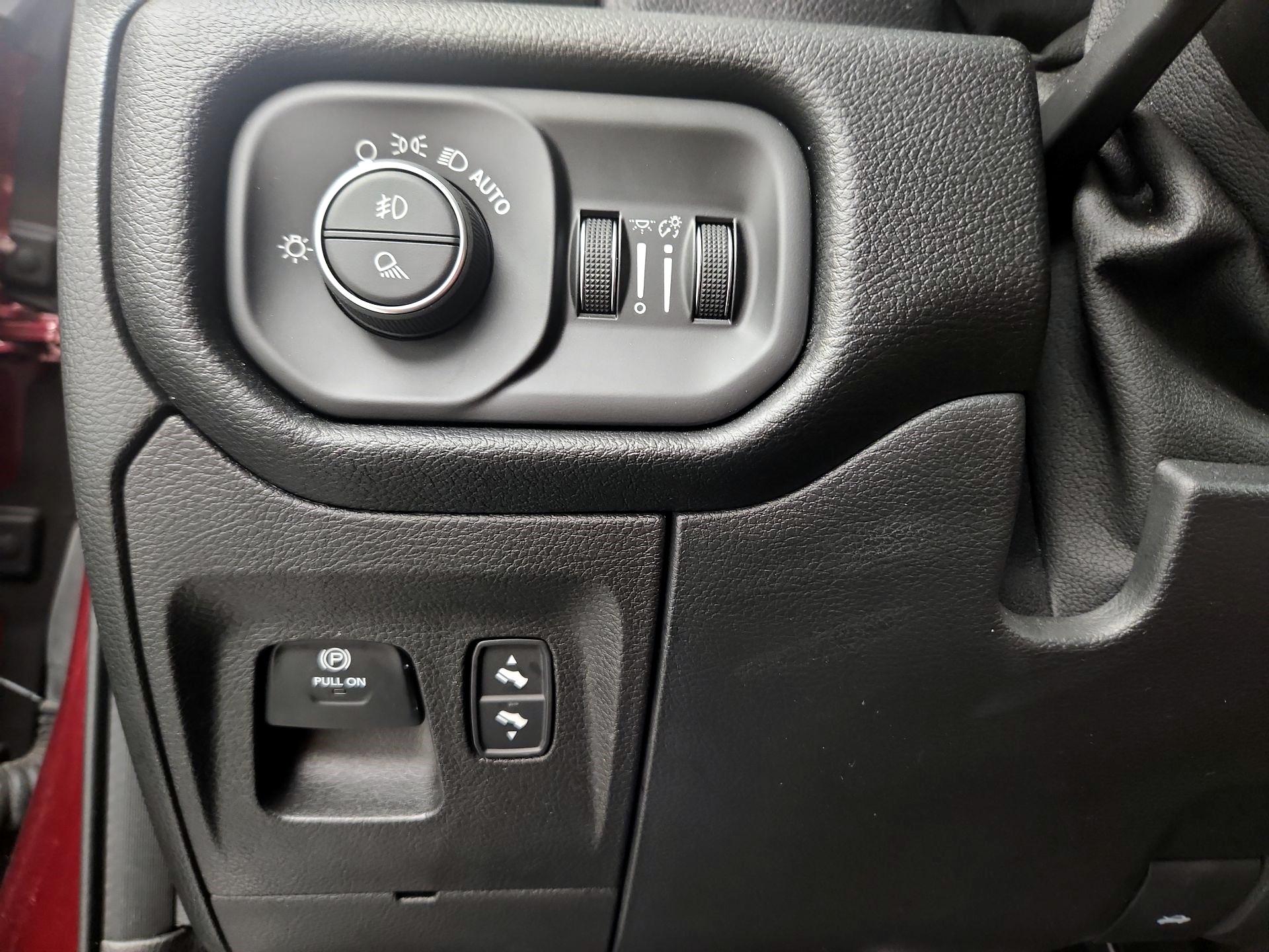 Thumbnail: 2022 RAM 1500 - 11