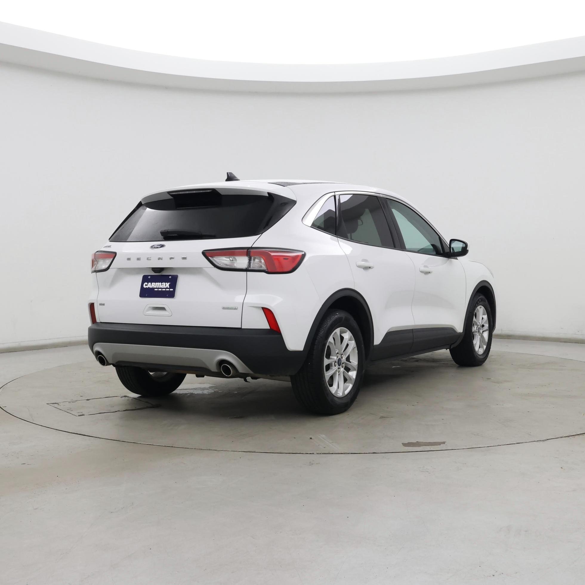 Thumbnail: 2020 Ford Escape - 8