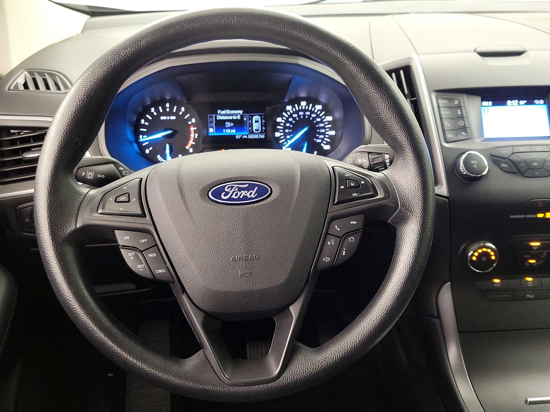 Thumbnail: 2019 Ford Edge - 10