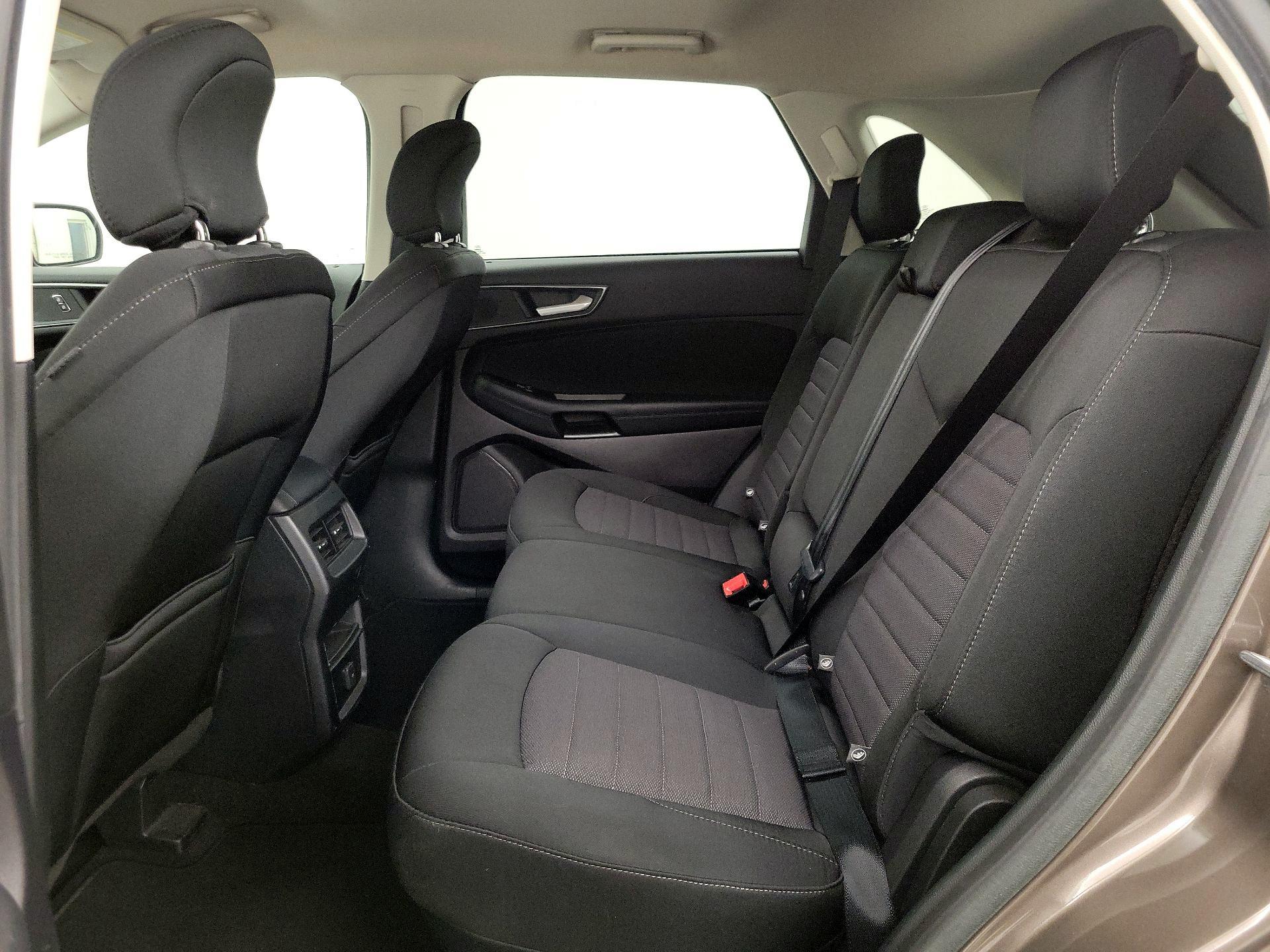Thumbnail: 2019 Ford Edge - 19