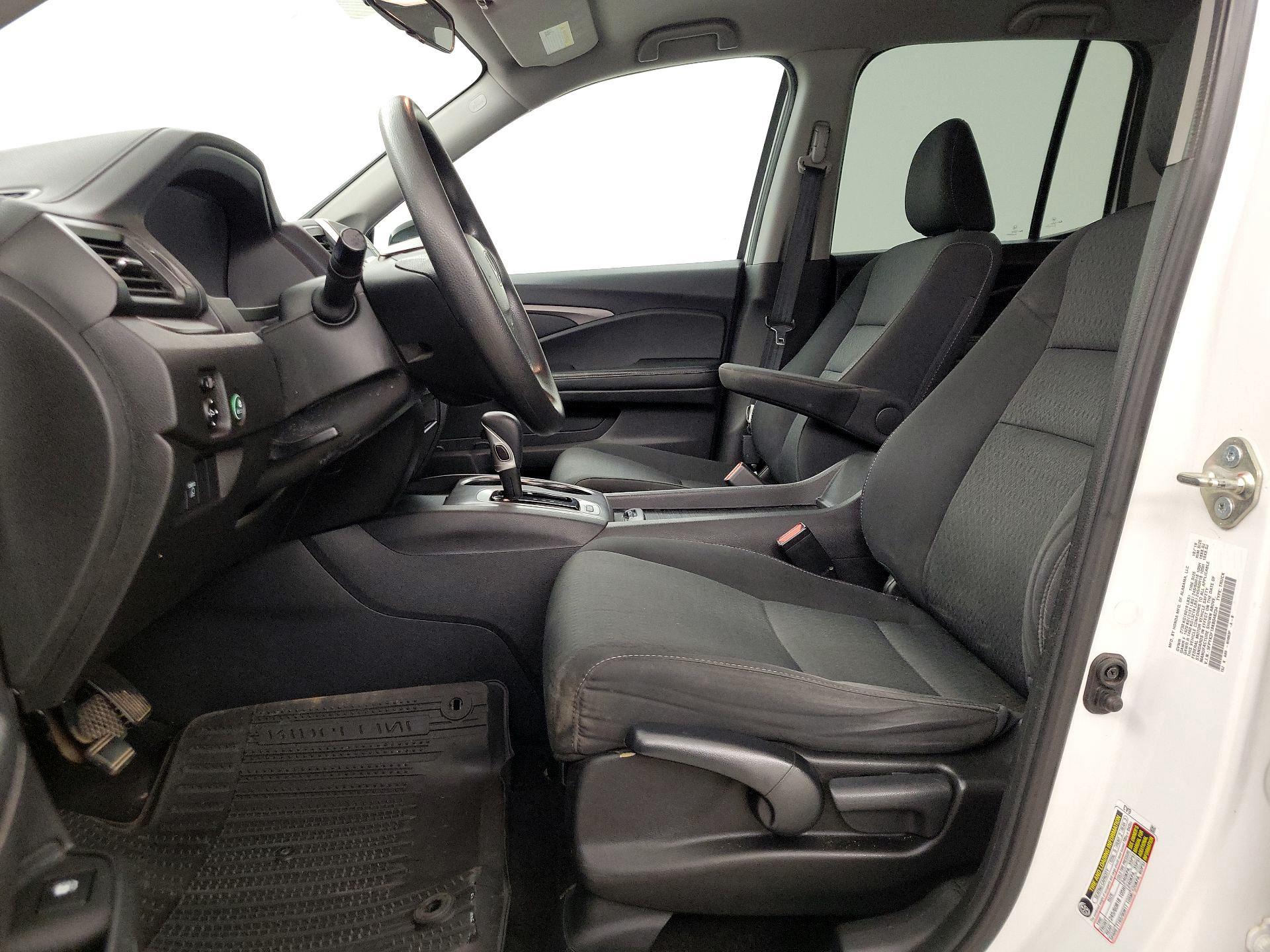 Thumbnail: 2019 Honda Ridgeline - 11