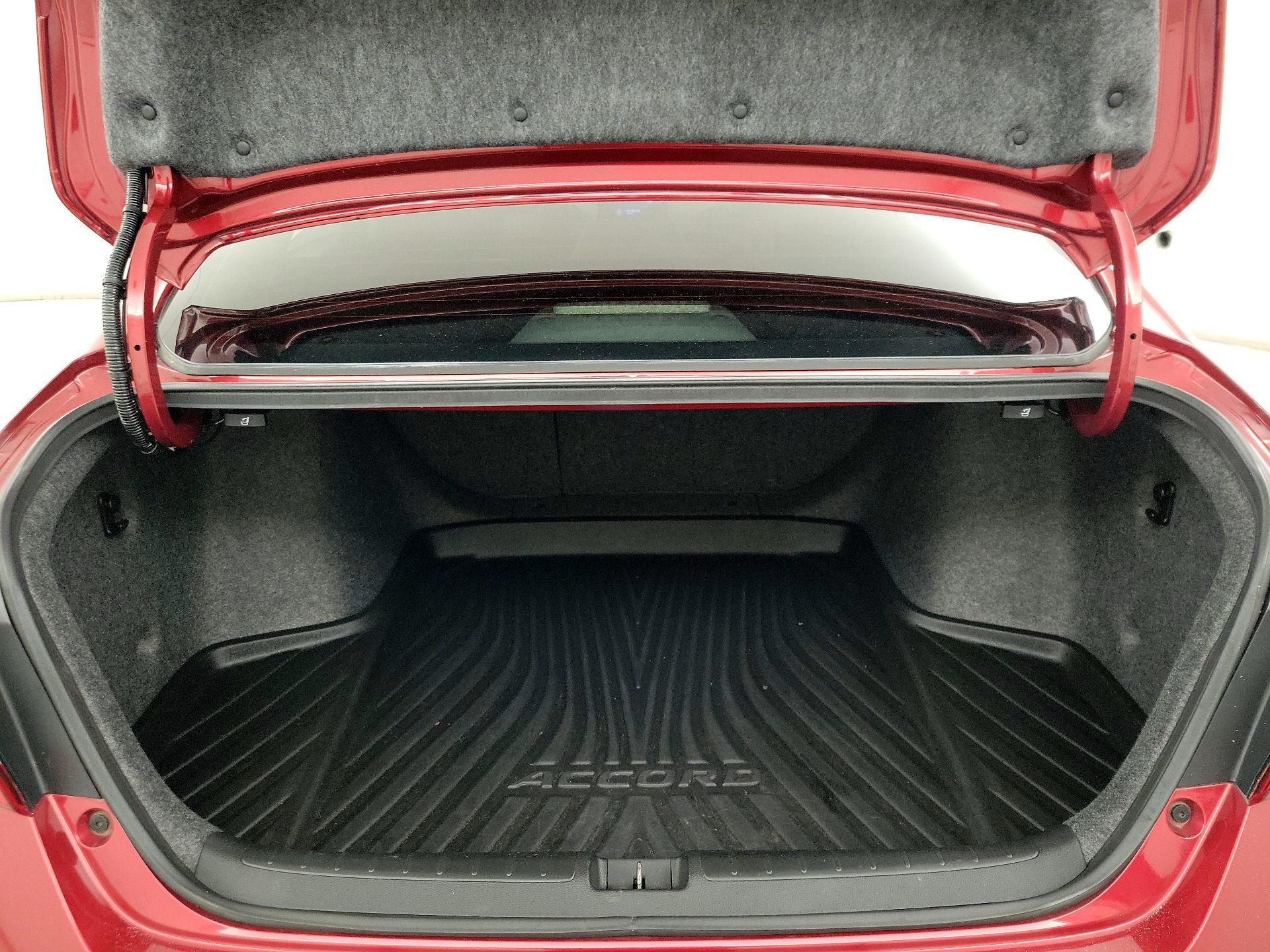 Thumbnail: 2019 Honda Accord - 20